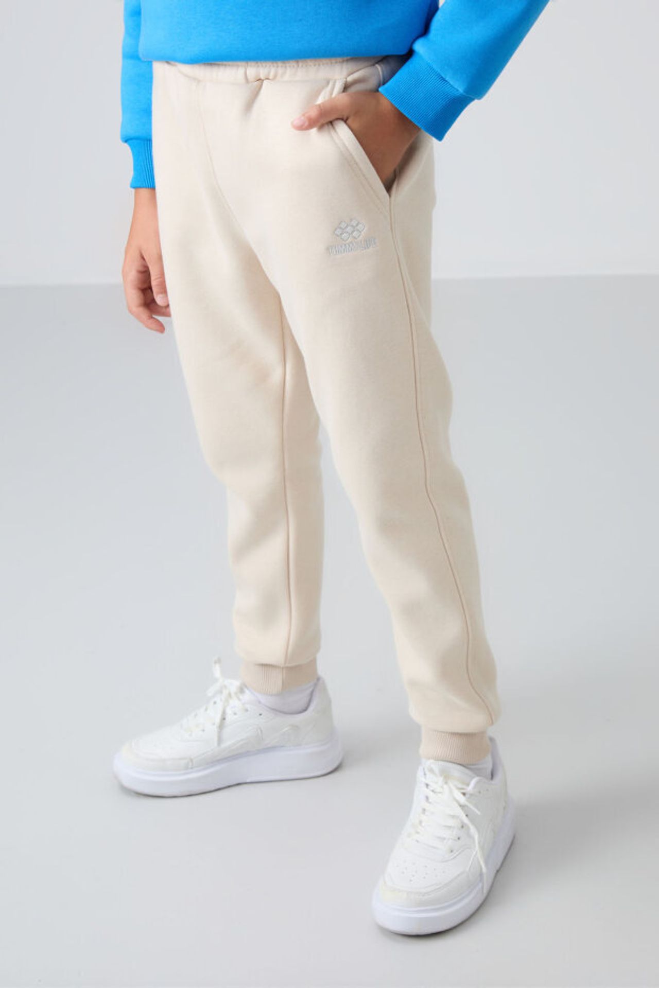 TOMMY Youth Sweatpants 4