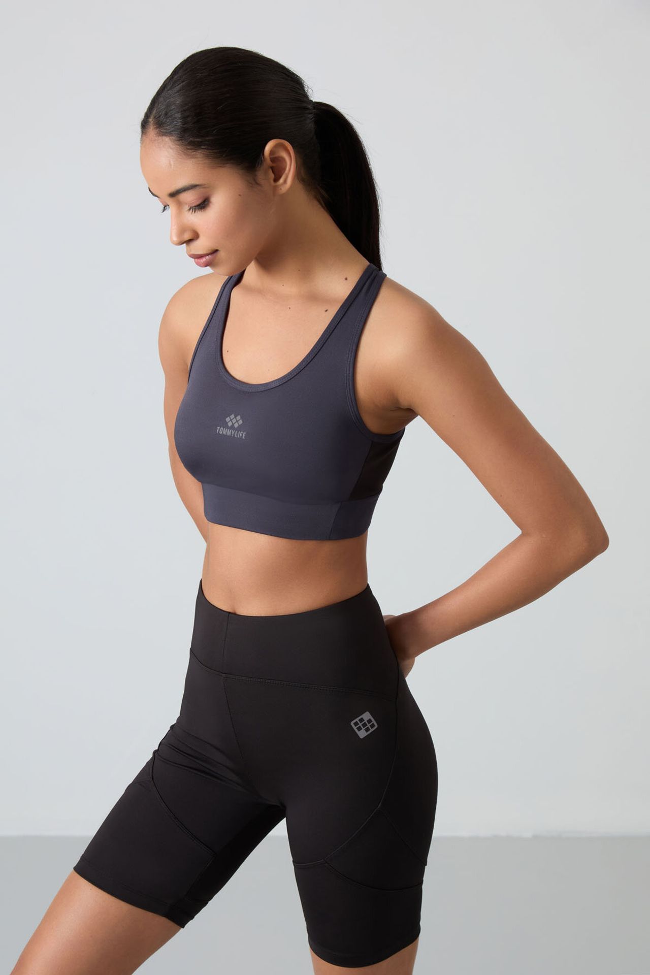 TOMMY Fitted Sleeveless Crop Sports Top 4