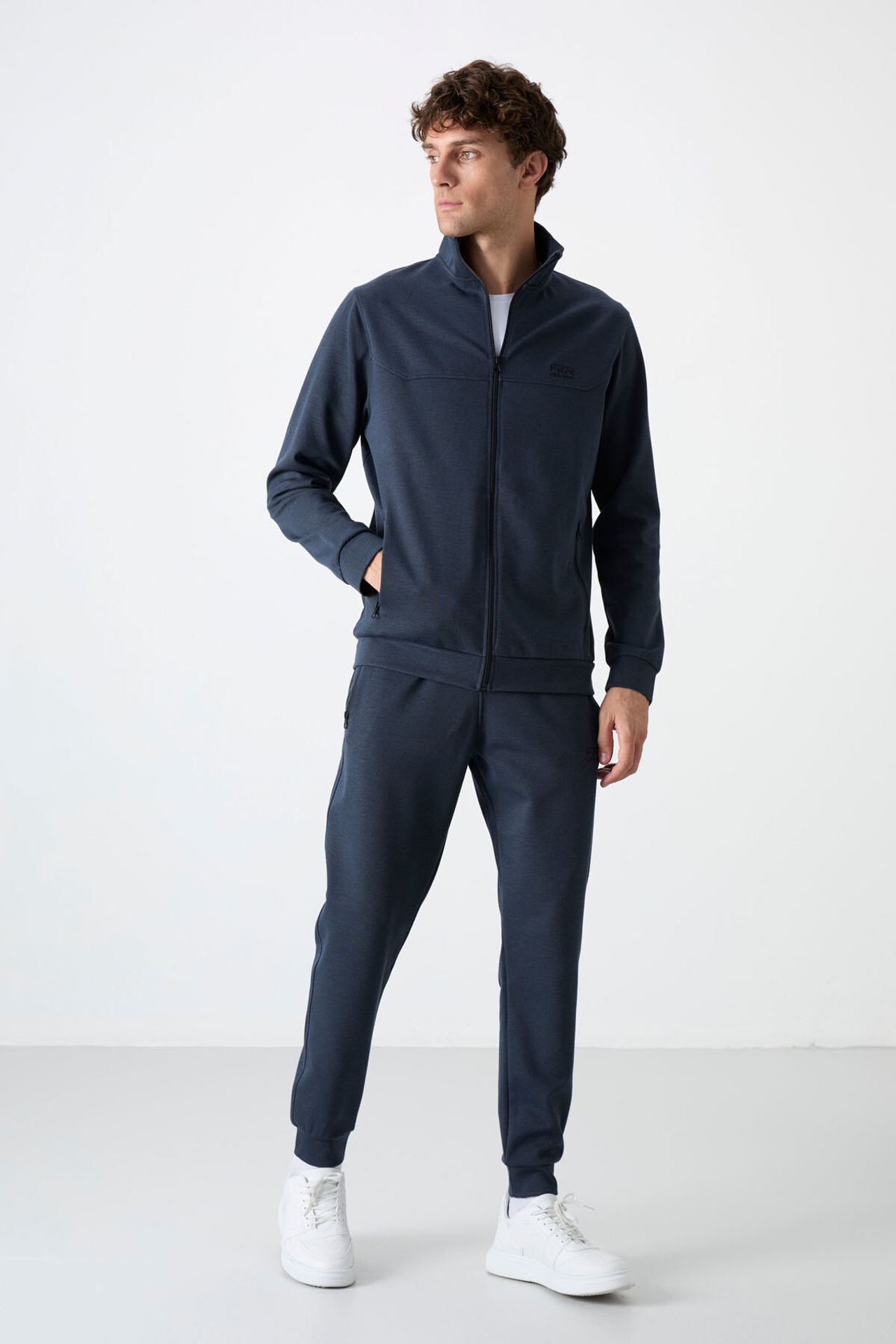 TOMMY Men's Fleece Sweatshirt And Pants Set 1