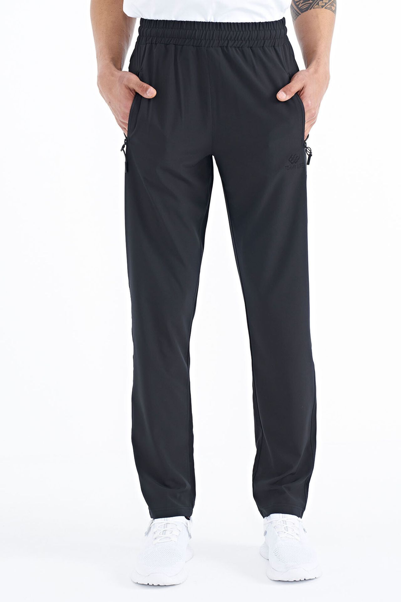 TOMMY Men's Straight-Leg Pull-On Sweatpants 4
