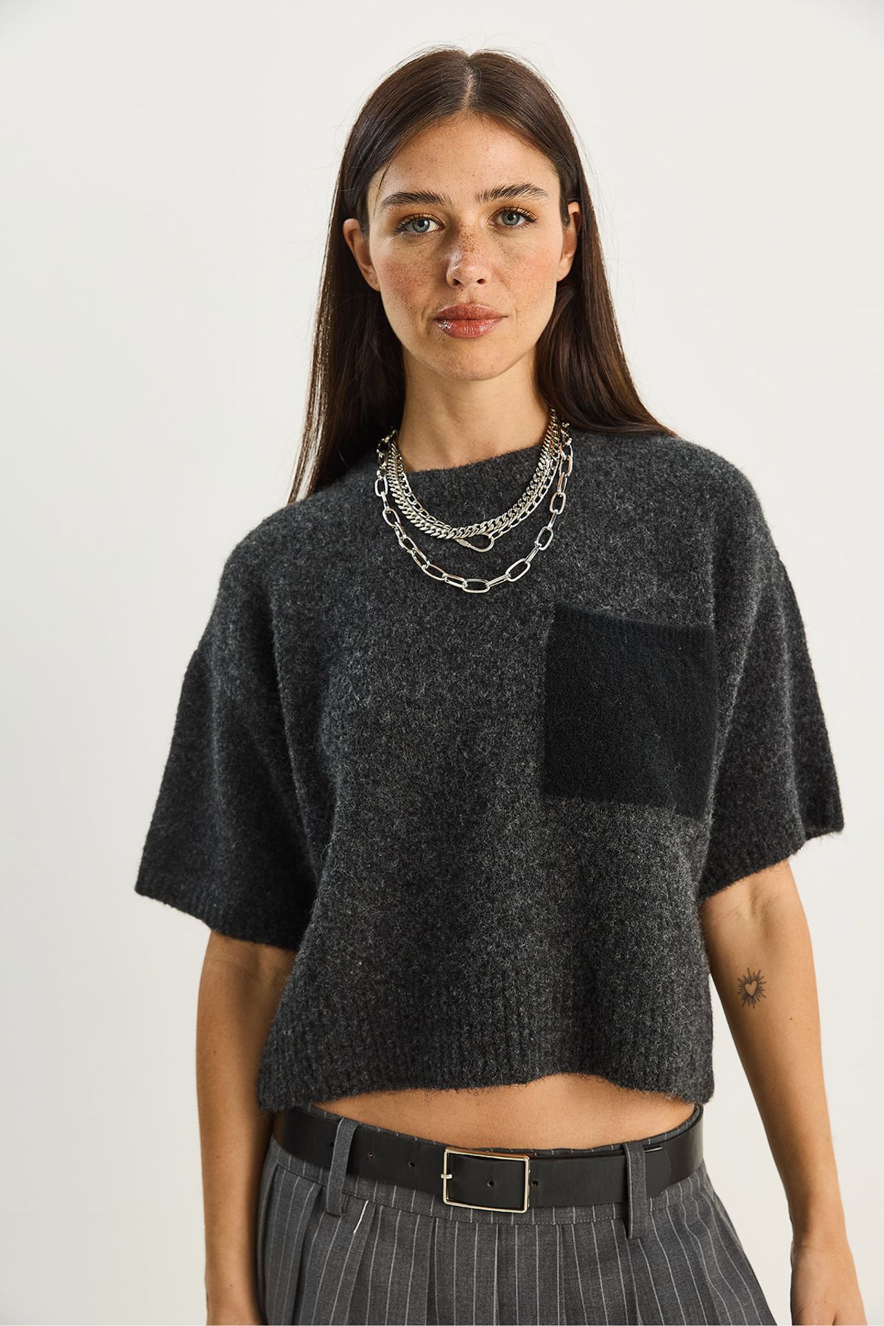 LUCCI Oversized Crew Neck Knit Sweater with Pocket 6