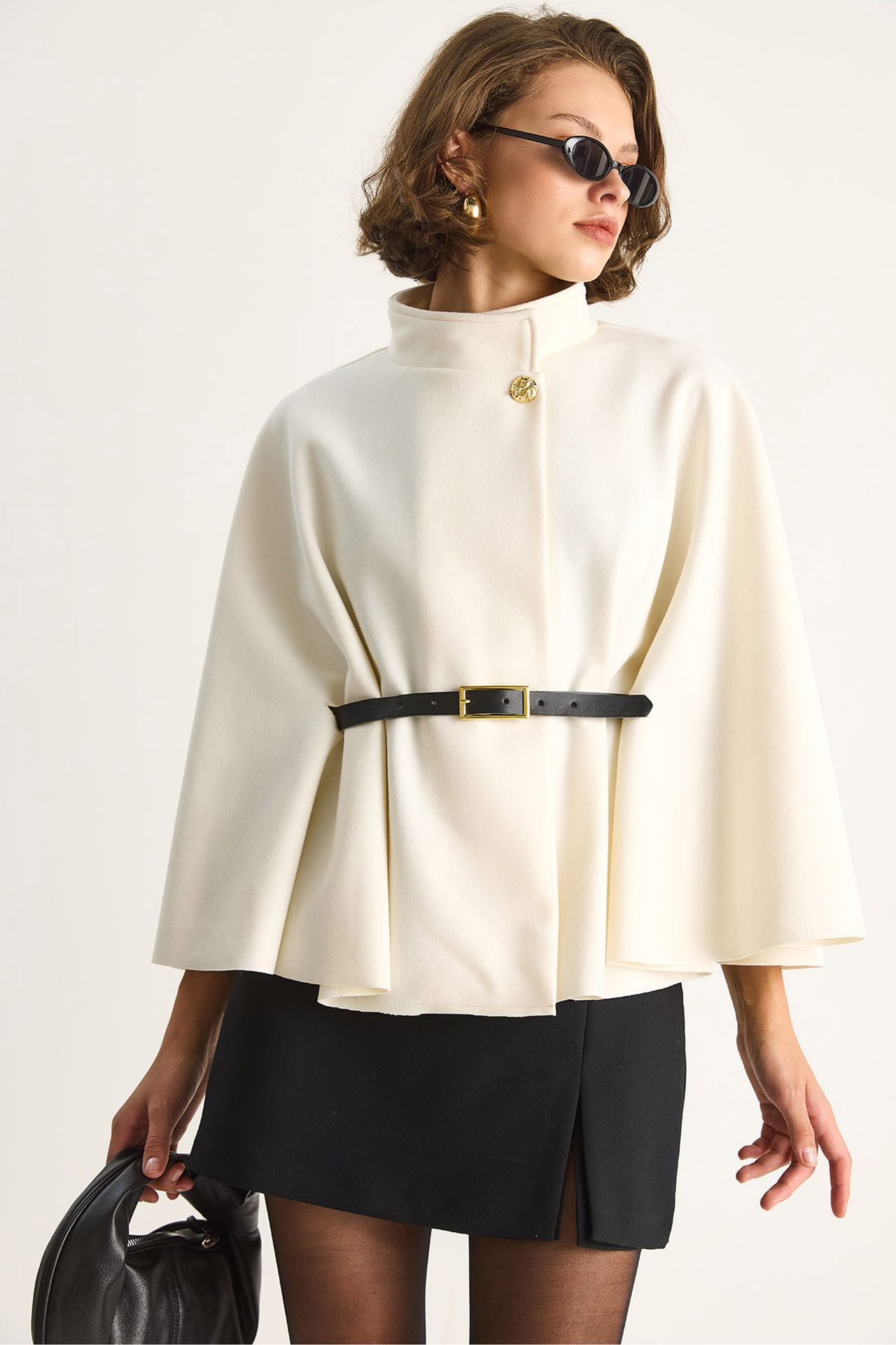 LUCCI Oversized Wool Blend Overcoat 4