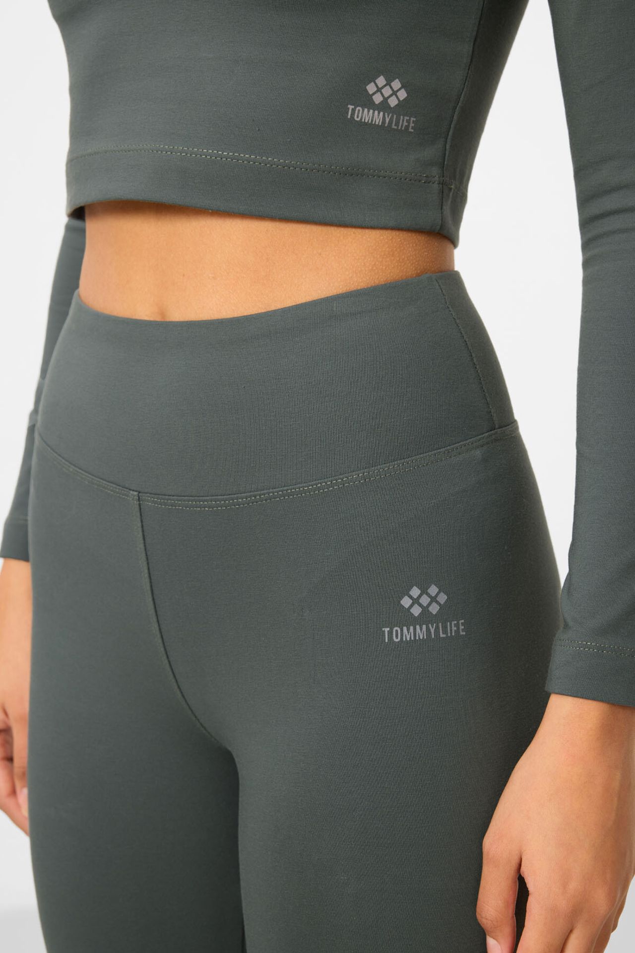 TOMMY Cotton Elastane Crop T-Shirt And Leggings Set 3