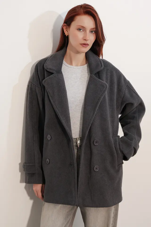 BDART Relaxed Fit Shawl Collar Buttoned Coat