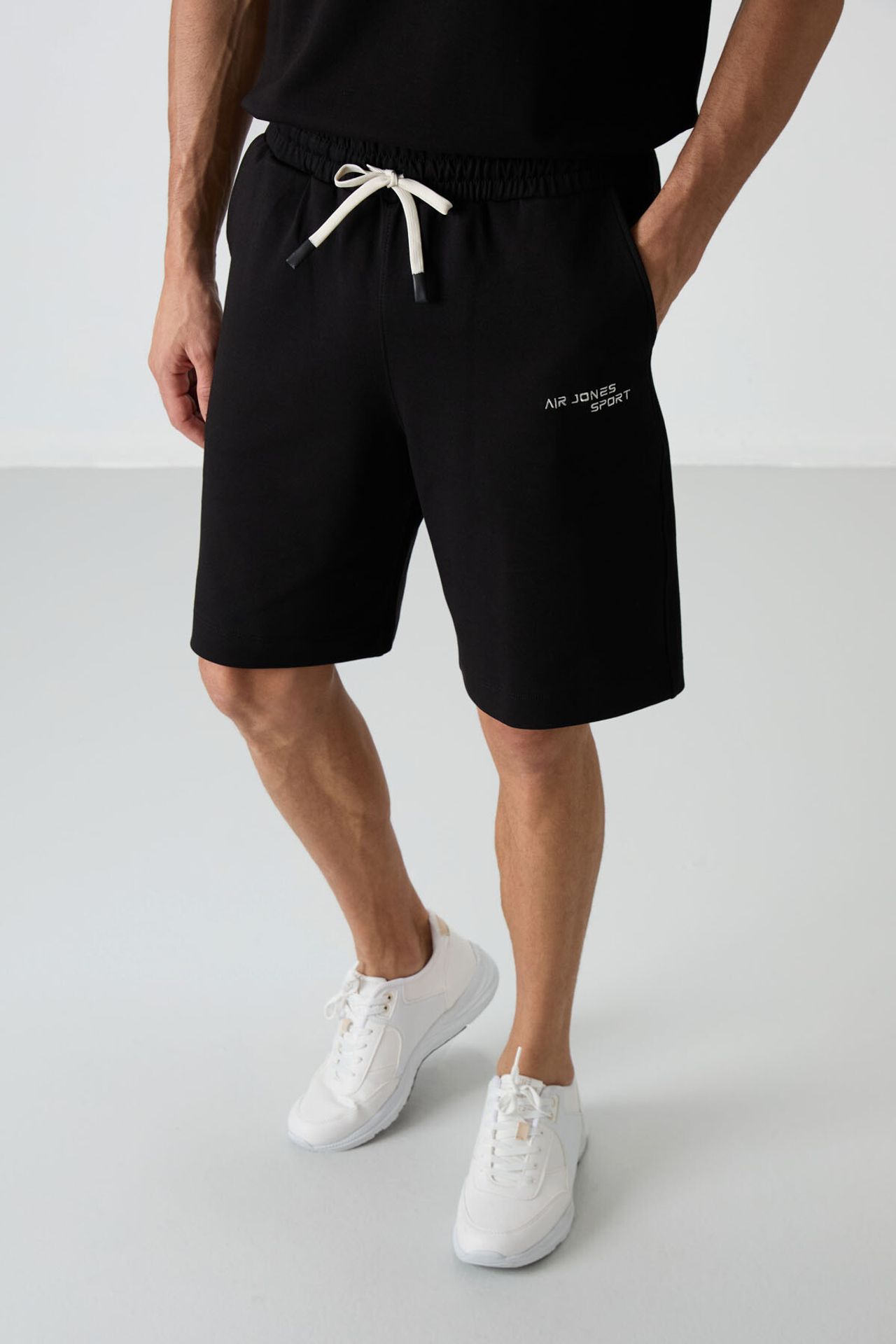 TOMMY Oversized Short-Sleeve T-Shirt And Shorts Set 6