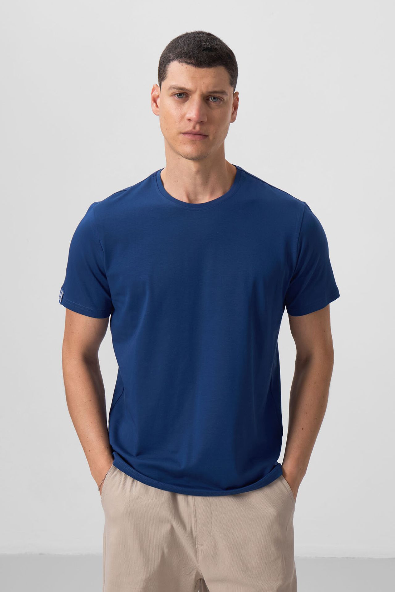 TOMMY Men's Cotton Elastane Crew Neck T-Shirt 1