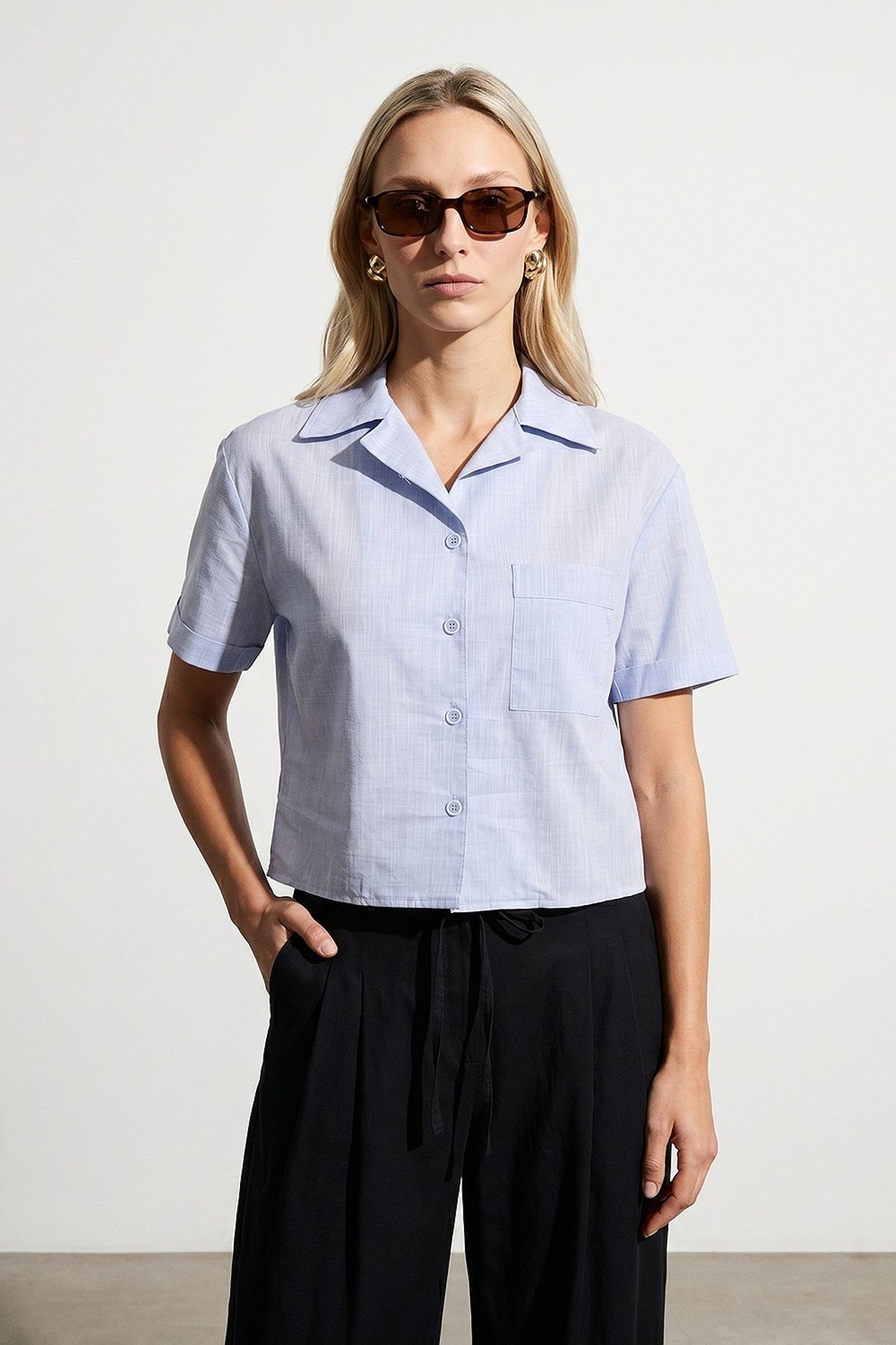 DILVIN Women's Cotton Poplin Crop Shirt 4