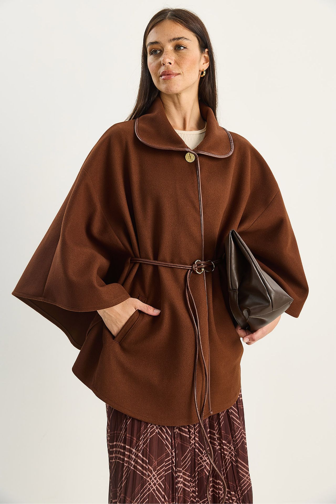 LUCCI Oversized Textured Wool Blend Overcoat with Jacket Collar 4