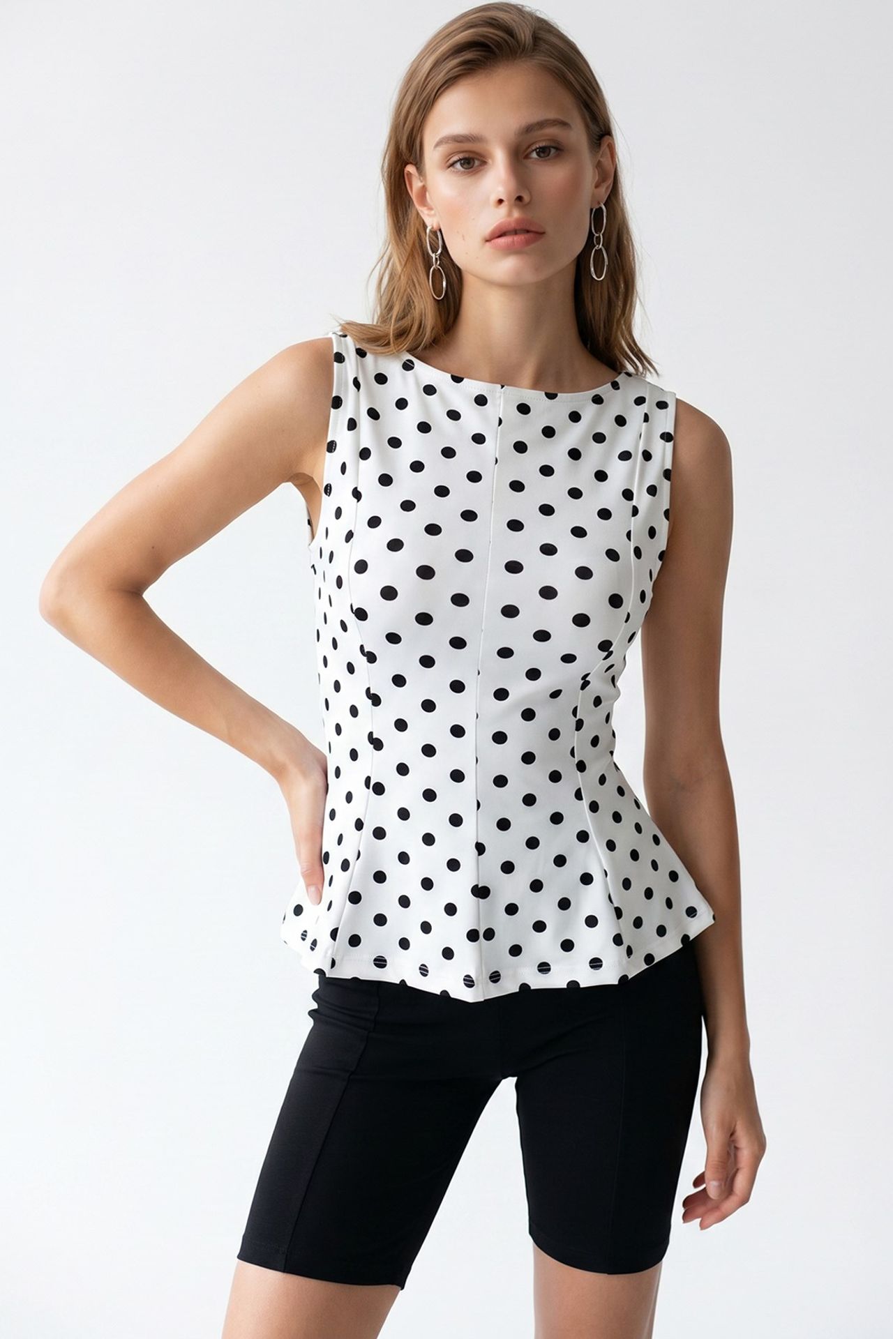 MIXRAY Fitted Polka Dot Peplum Blouse 4