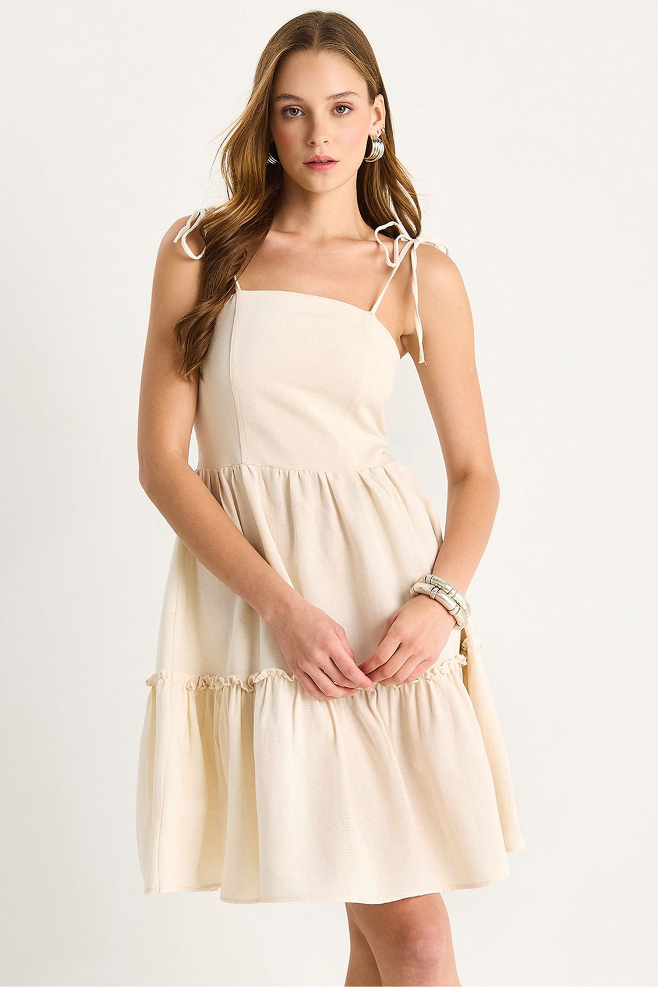 LUCCI Square Collar A-Form Midi Dress with Binding Detail 1
