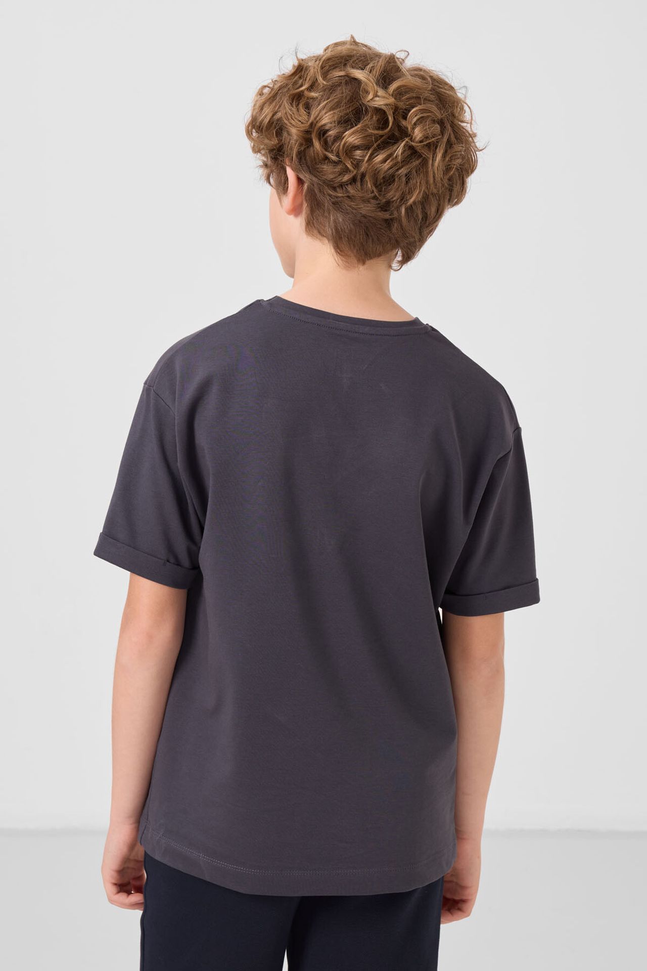 TOMMY Youth Oversized Crew Neck T-Shirt 5