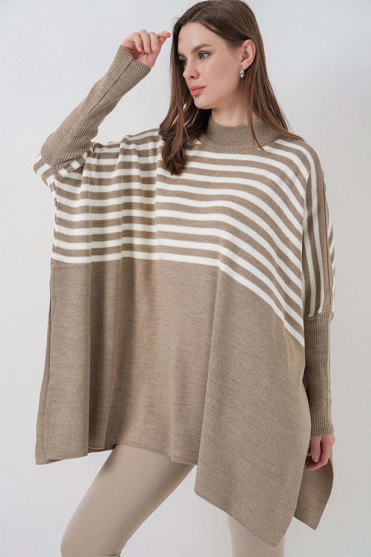 BDART Oversized Acrylic Crew Neck Jumper 4
