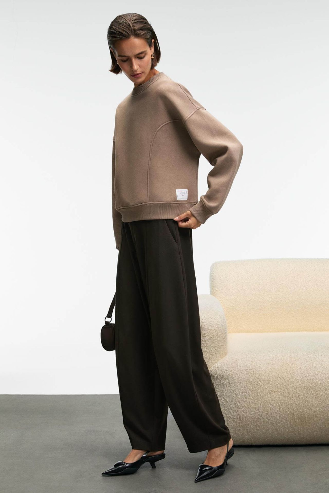 GRIMELANGE Oversized Crew Neck Sweatshirt 5