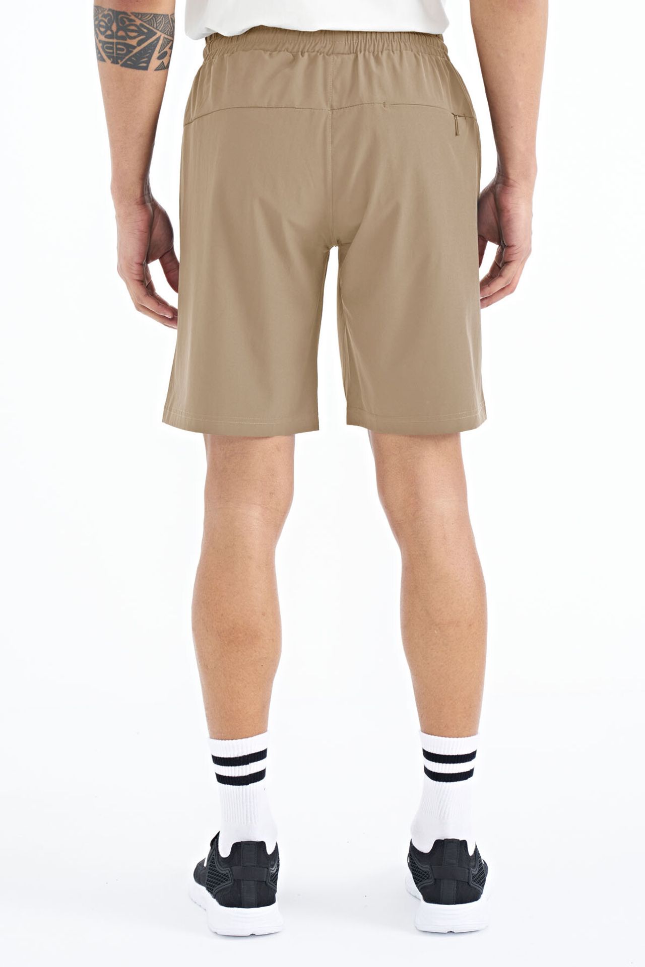 TOMMY Men's Regular-fit Wide-leg Shorts 5