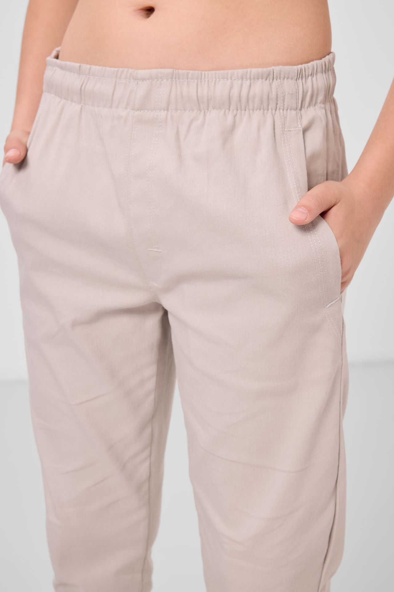TOMMY Youth Pull-On Straight Leg Joggers 3