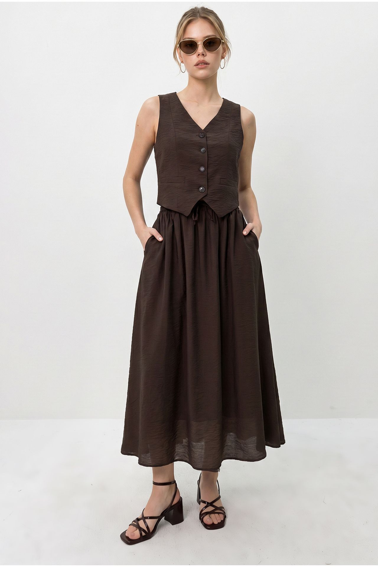 LUCCI V-Neck Vest and Maxi Skirt Two-Piece Coord Set 3