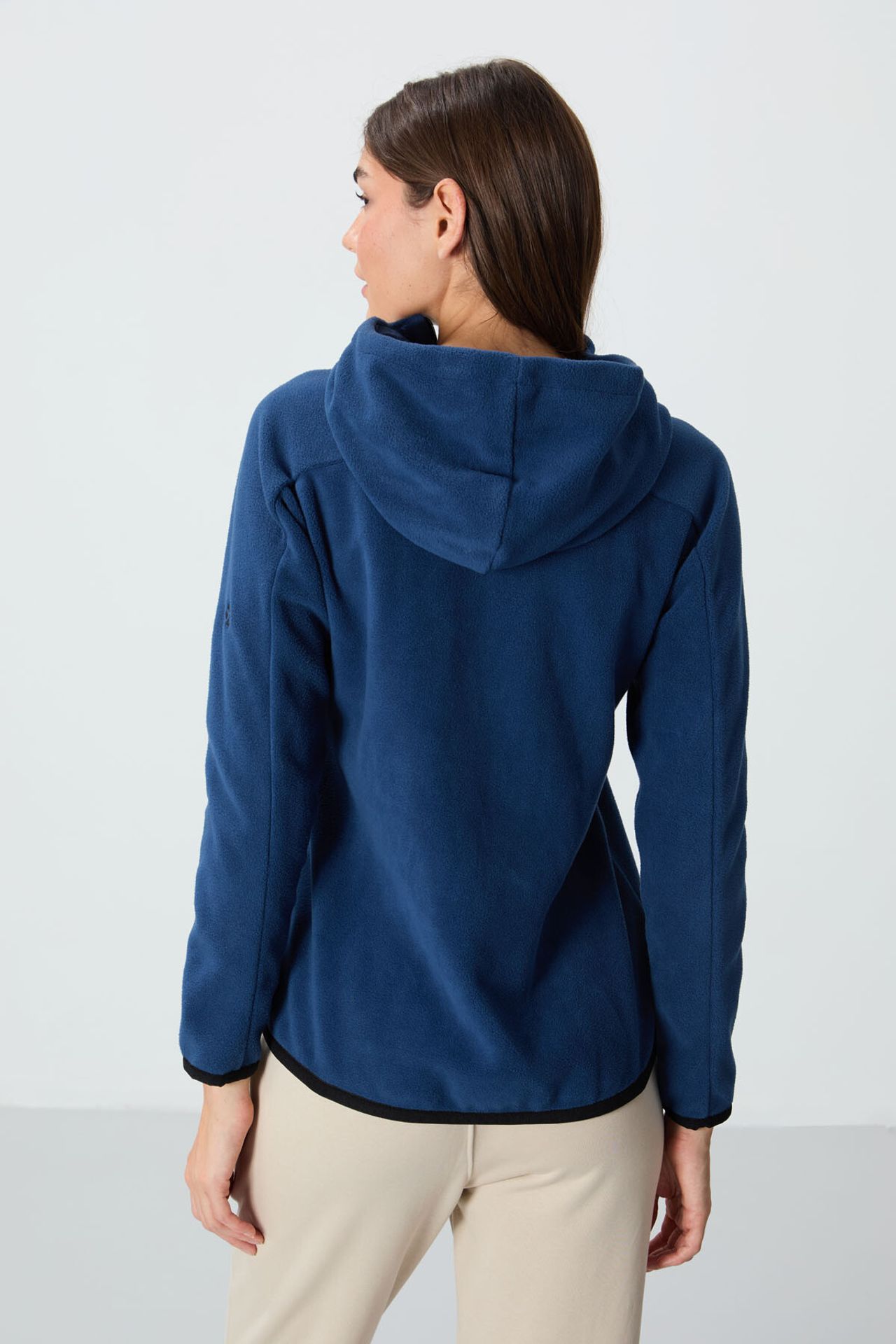 TOMMY Women's Plush Zip-up Hooded Sweatshirt 6