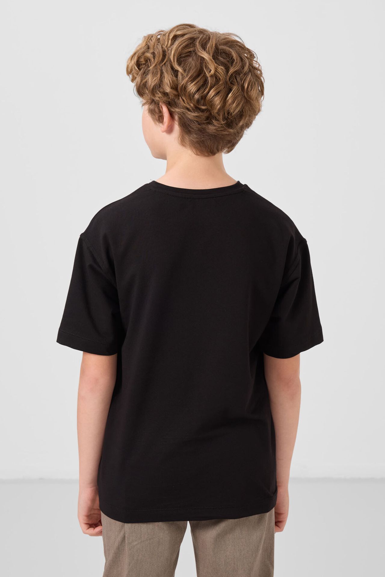 TOMMY Youth Oversized Crew Neck T-Shirt 6