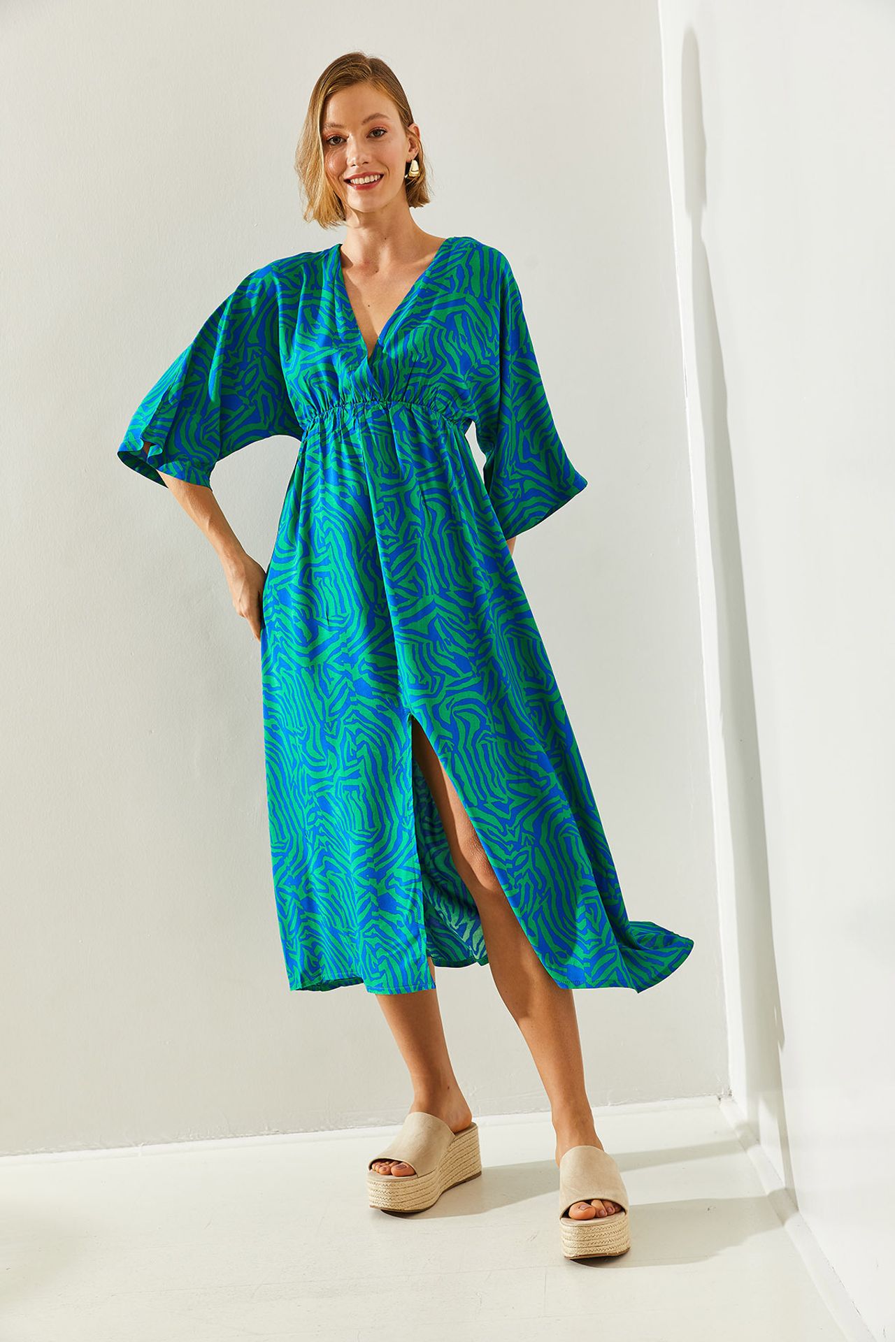 LUCCI Abstract V-neck Midi Dress