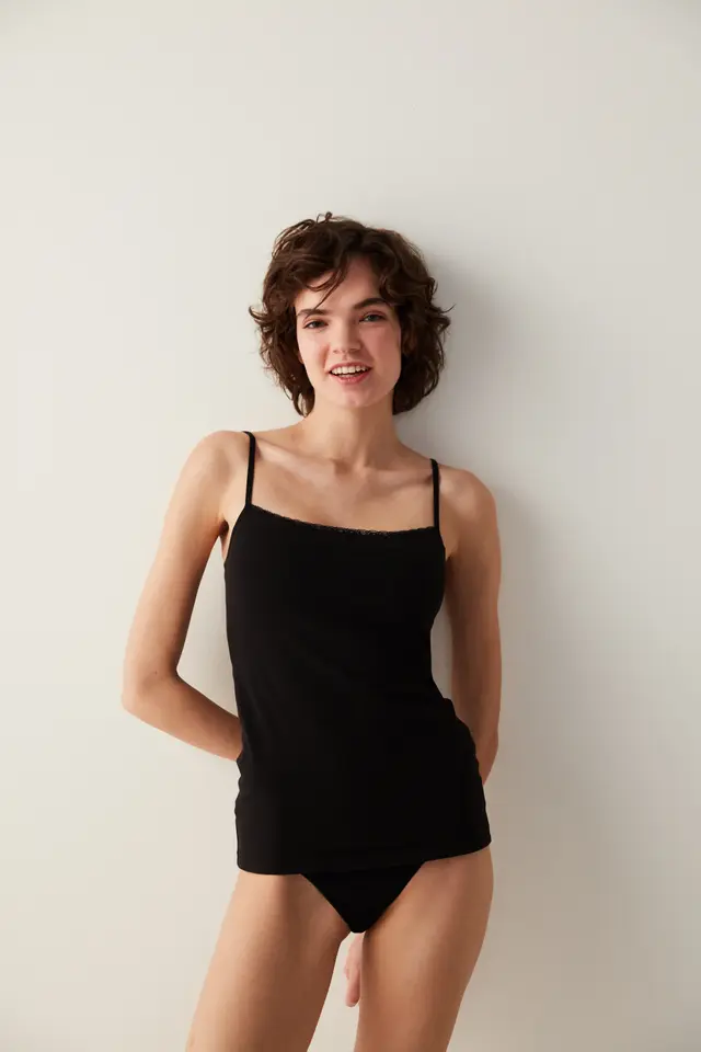 PENTI Cami Cup Top