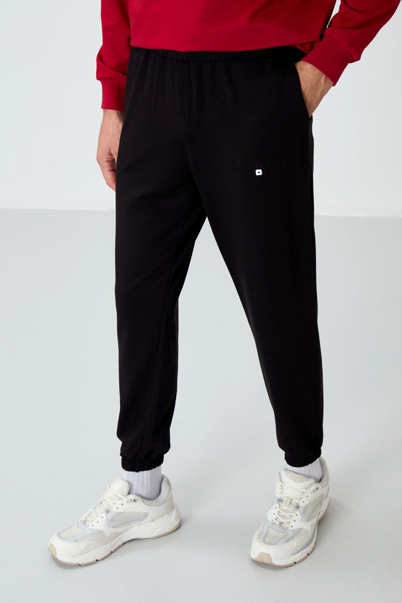 TOMMY Oversized Crew Neck Sweatshirt And Pants Set 3