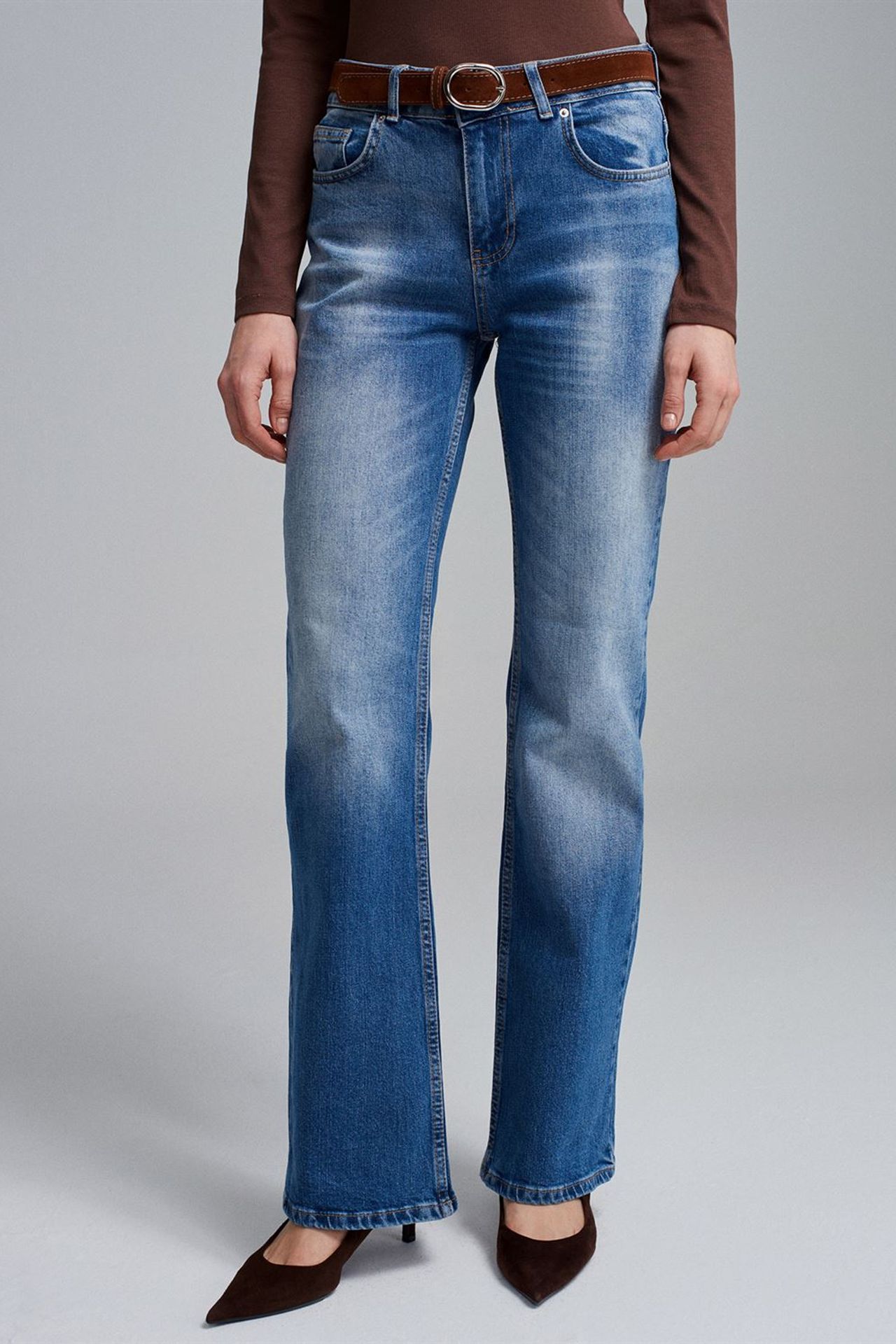DILVIN Low-Waist Straight-Leg Jeans