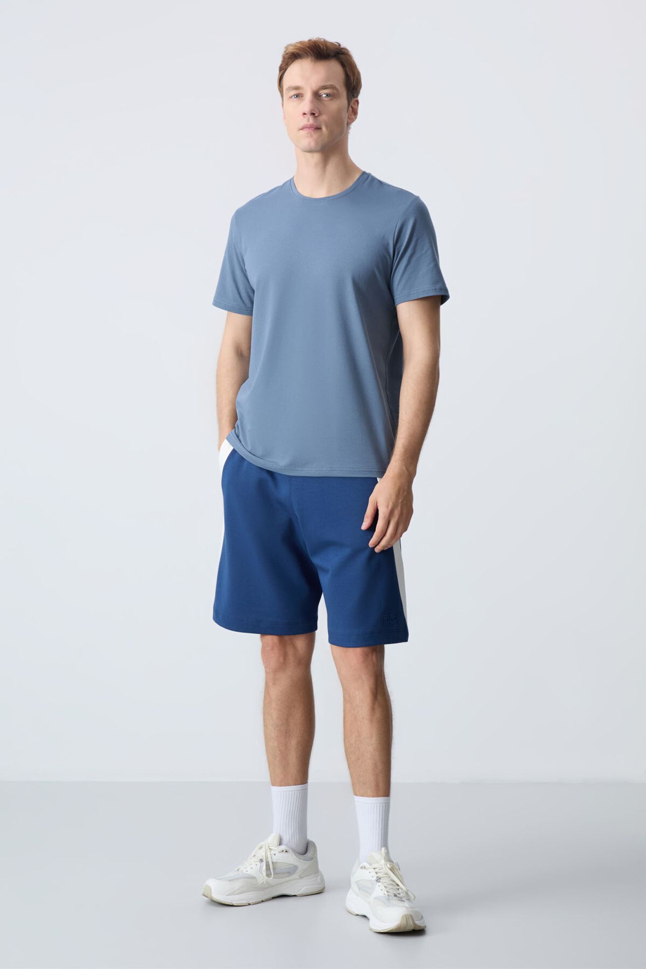 TOMMY Men's Cotton Blend Sweat Shorts 5