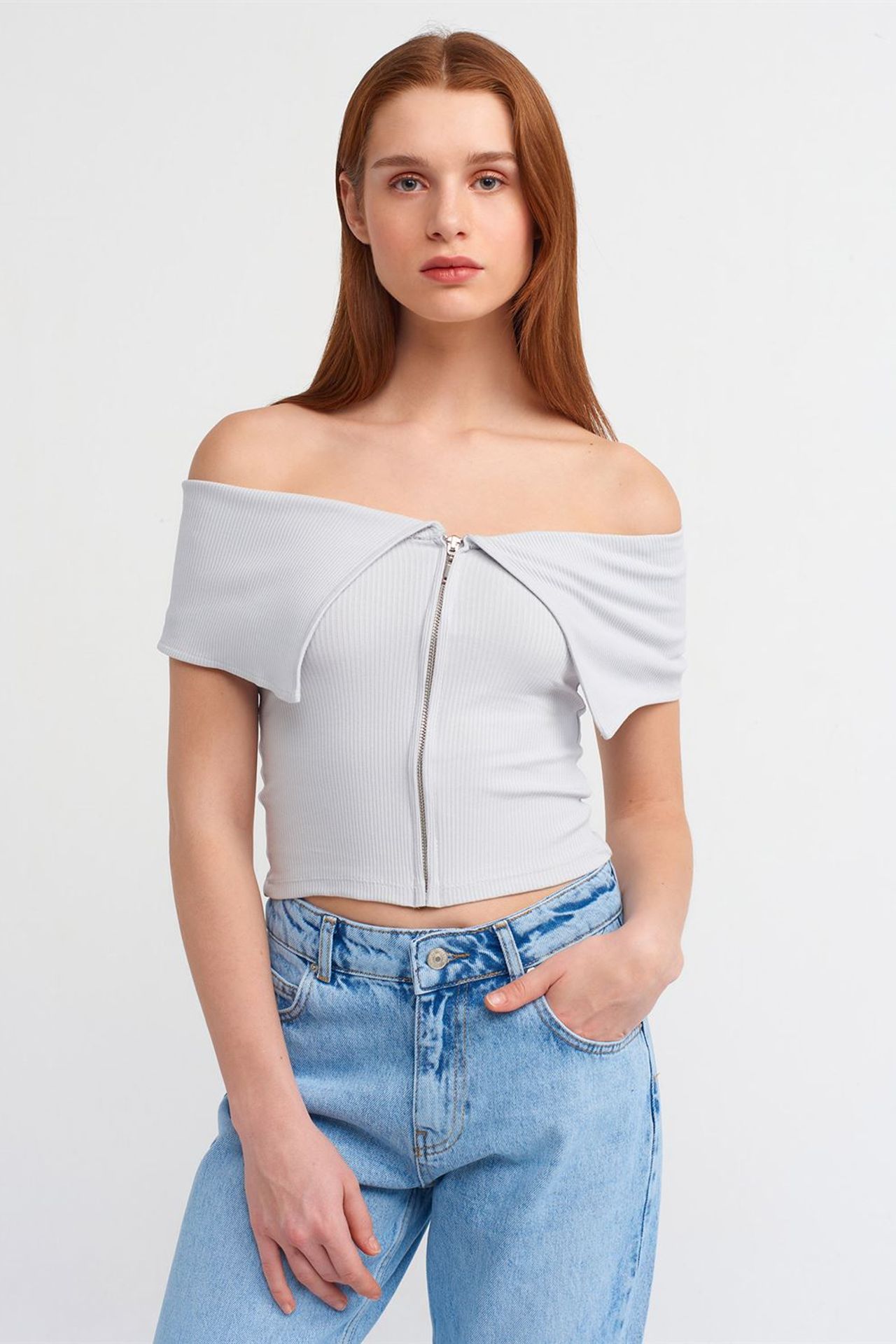 DILVIN Women's Off-shoulder Crop T-shirt With Zipper 1
