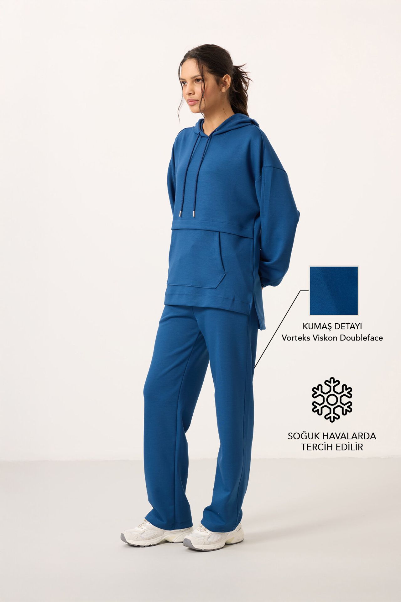 TOMMY Oversized Hooded Sweatshirt And Wide-Leg Pants Set 1