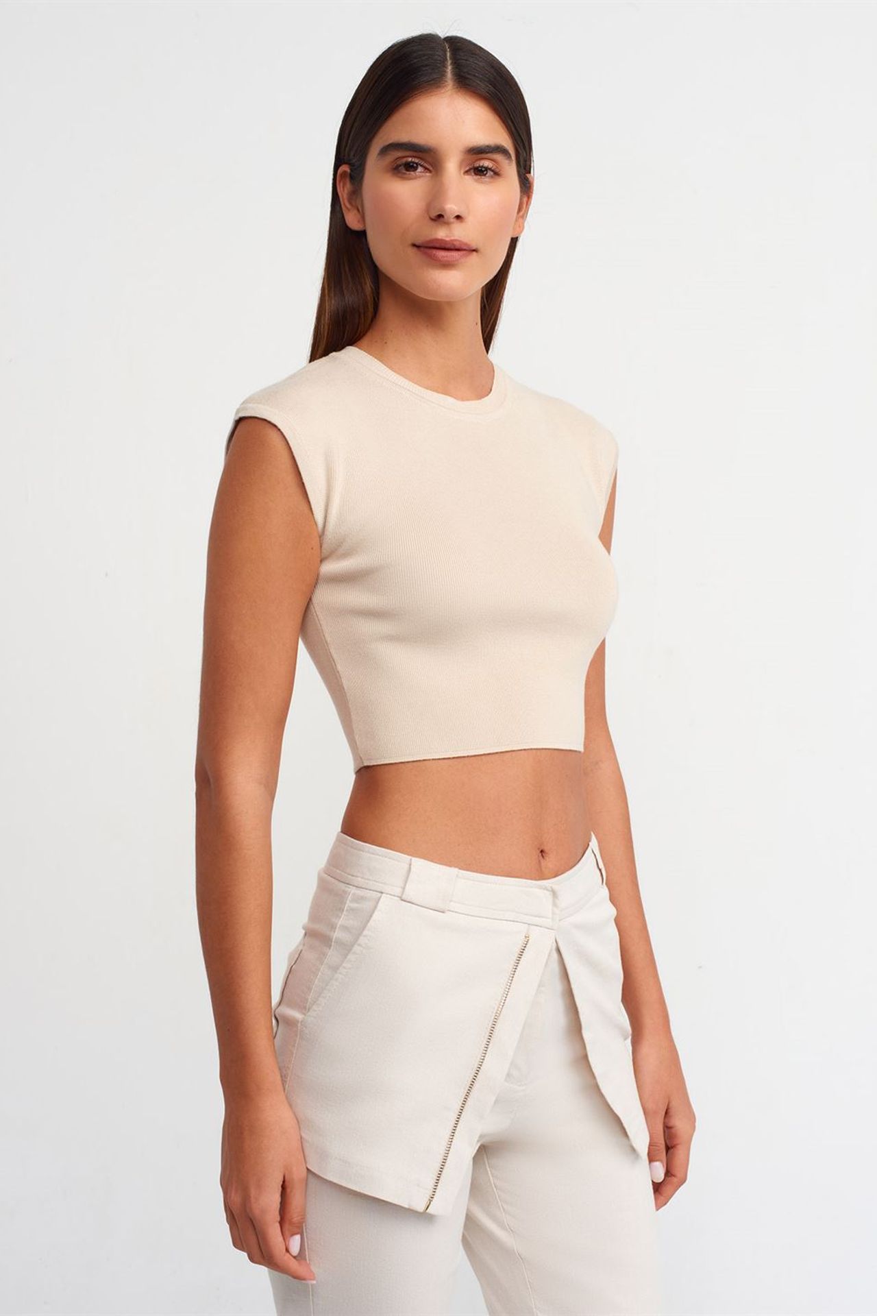 DILVIN Women's Sleeveless Ribbed Crop T-Shirt 1