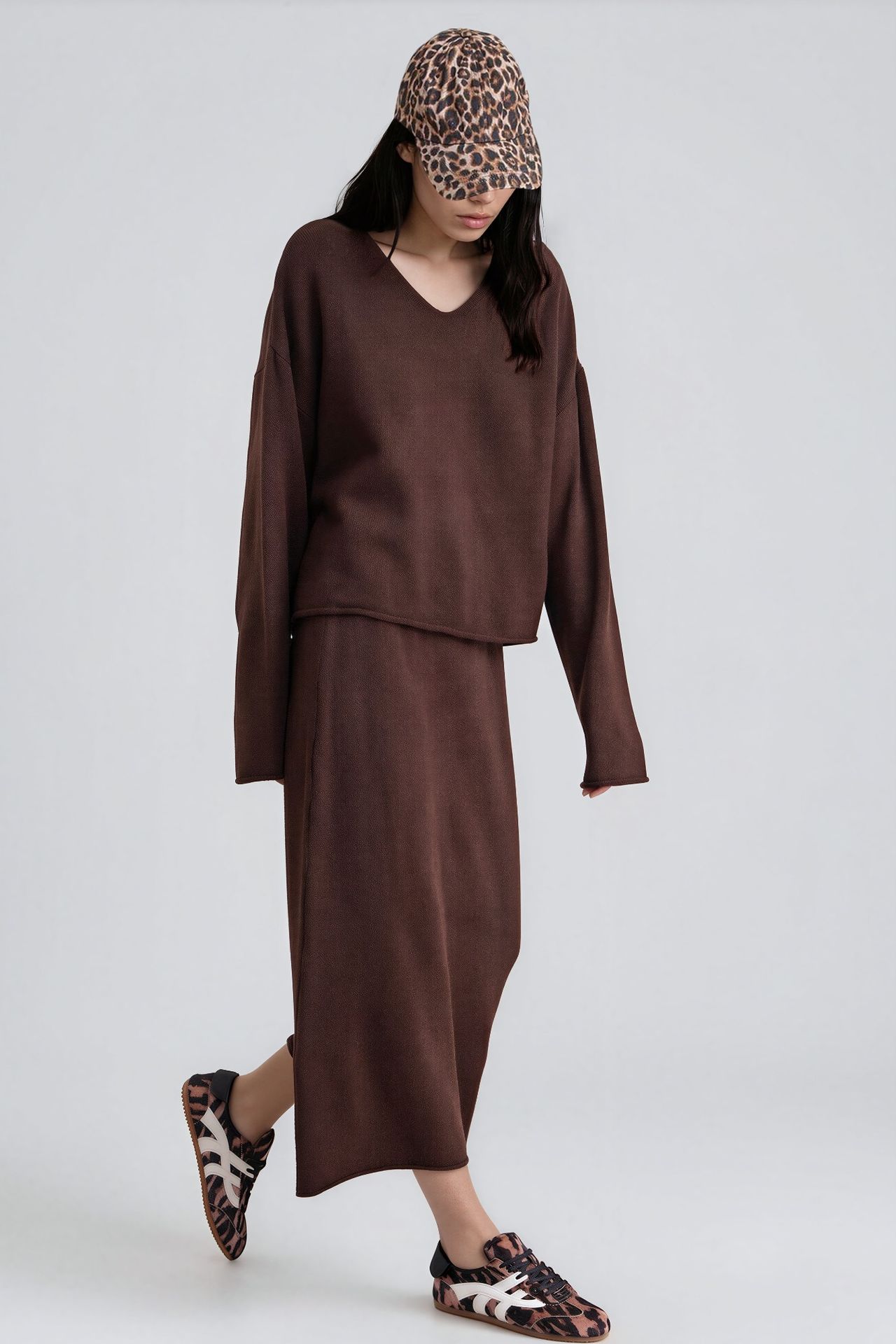 Mixray V-neck Knitwear Sweater & Skirt Co-ord Set 2