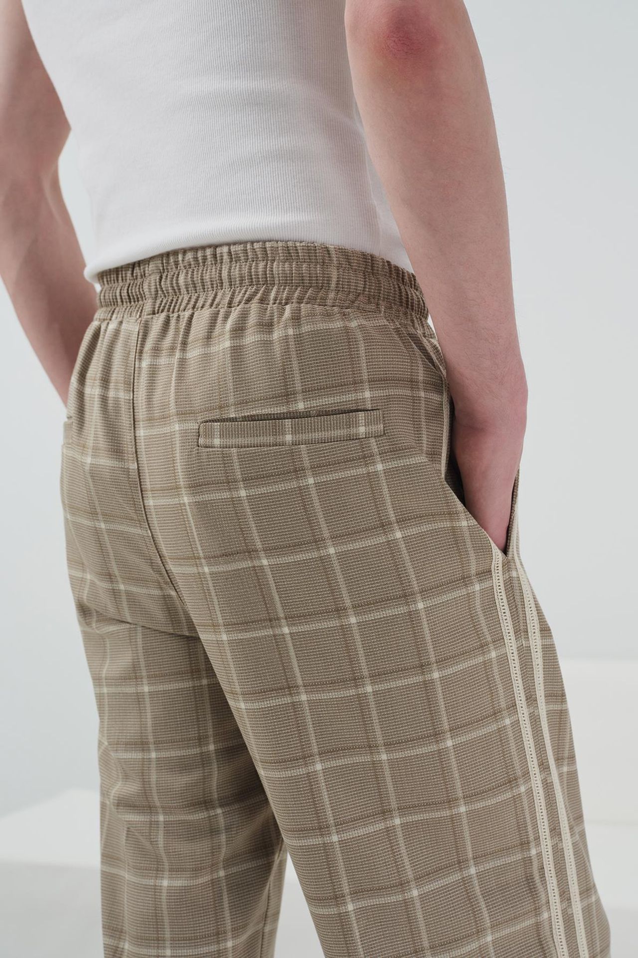 GIESTO Plaid Straight Leg Pants with Elastic Waist 5