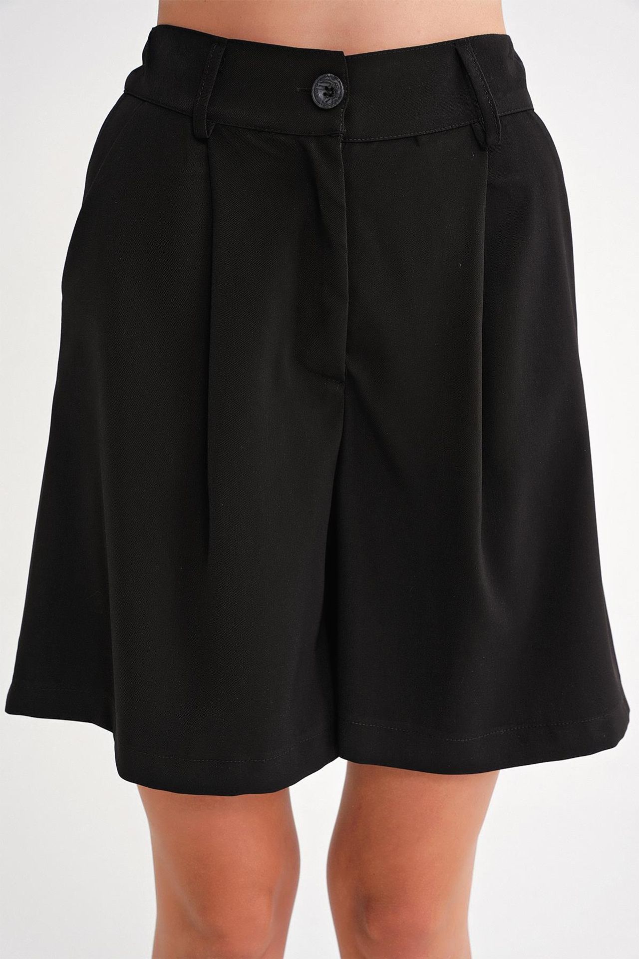 Mixray High Waist Buttoned Pocket Shorts