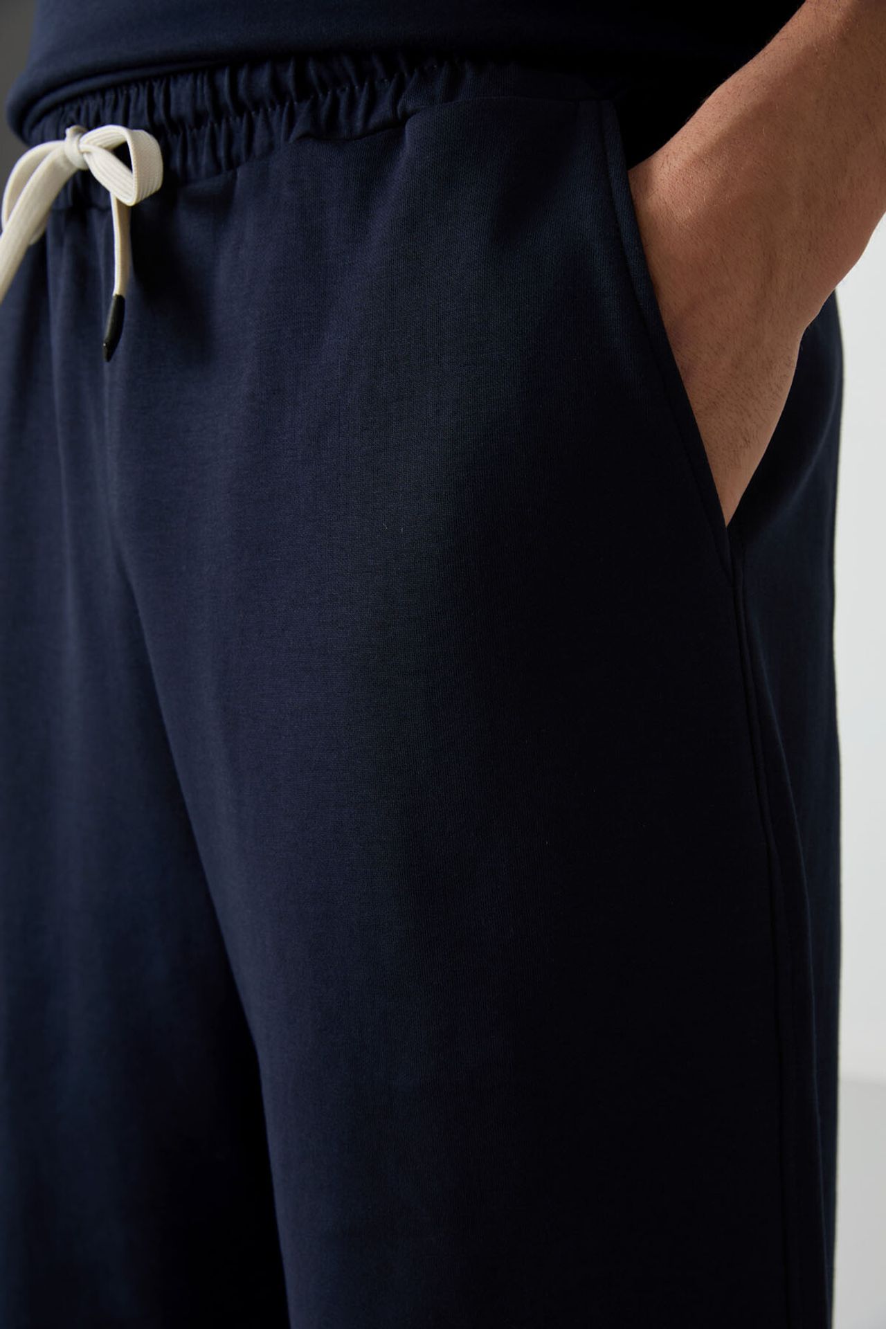 TOMMY Oversized T-Shirt And Shorts Set 5