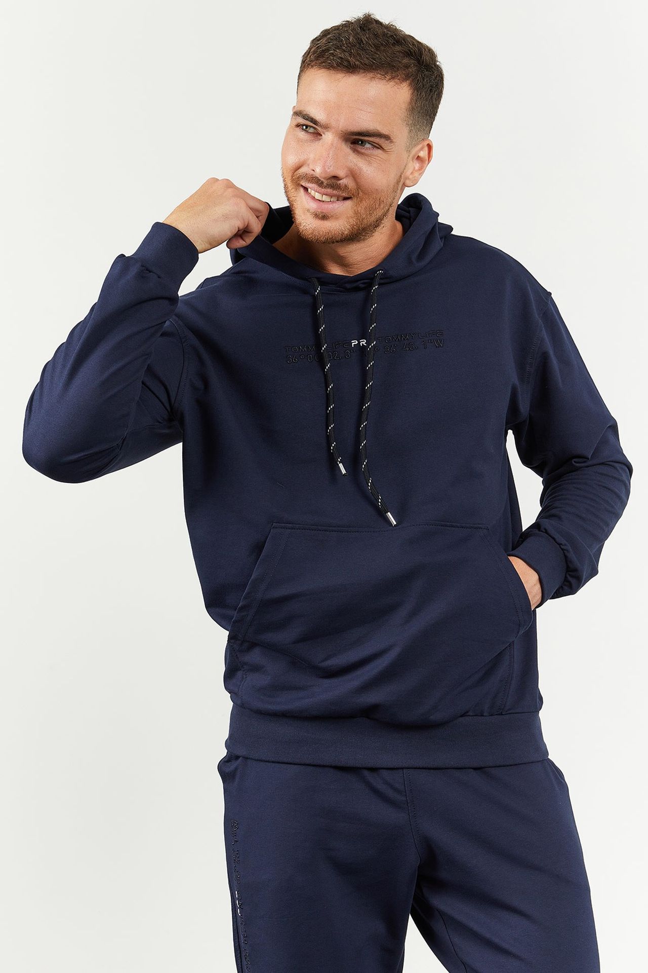 TOMMY Oversized Hooded Sweatshirt And Pants Set 2