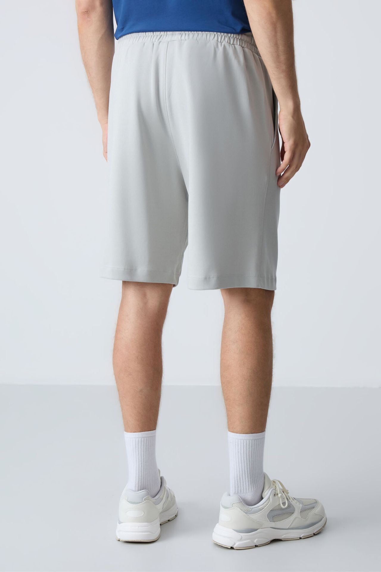 TOMMY Men's Cotton-blend Sweat Shorts 6