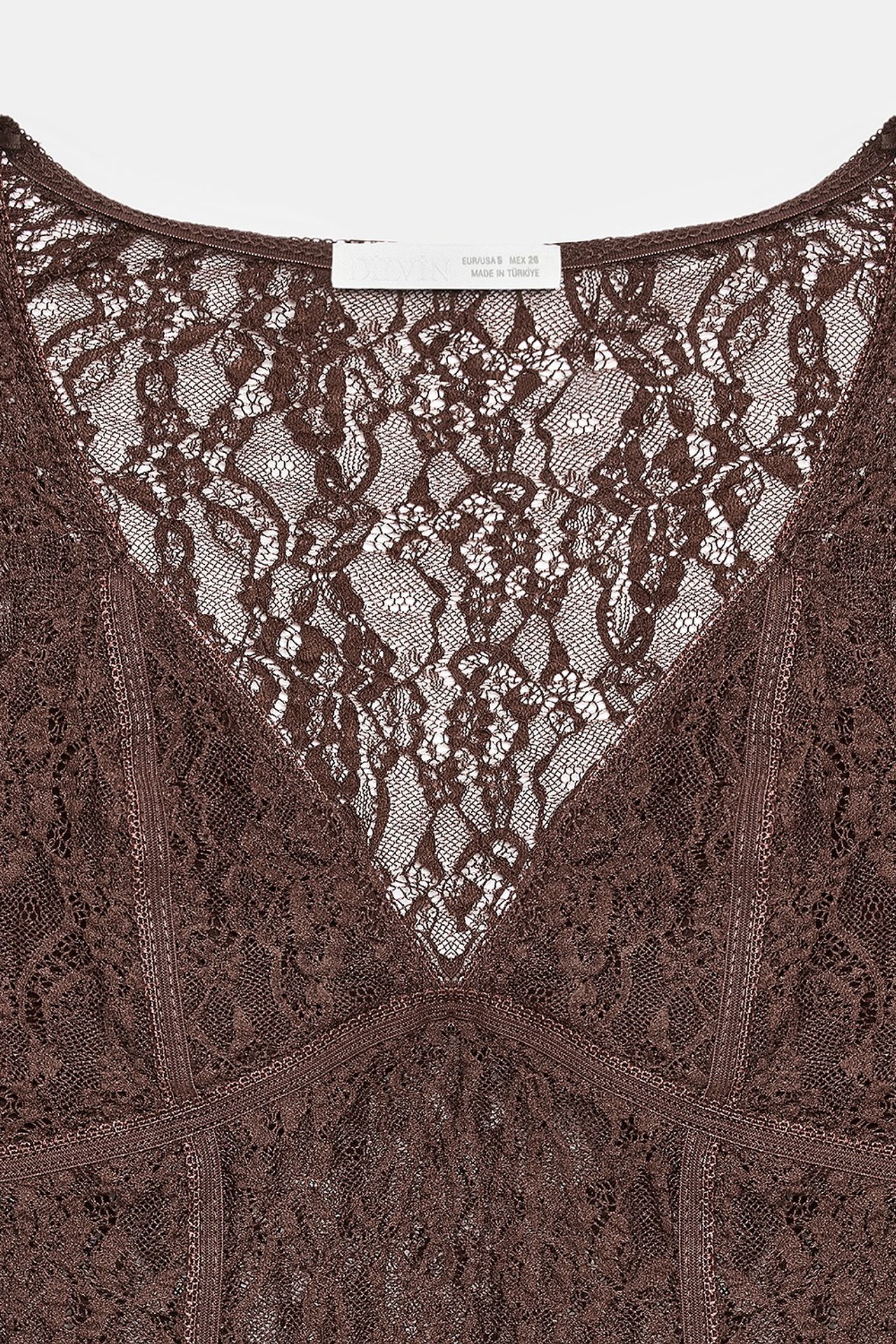 DILVIN Women’s Lace V-neck Long-sleeve Top 8