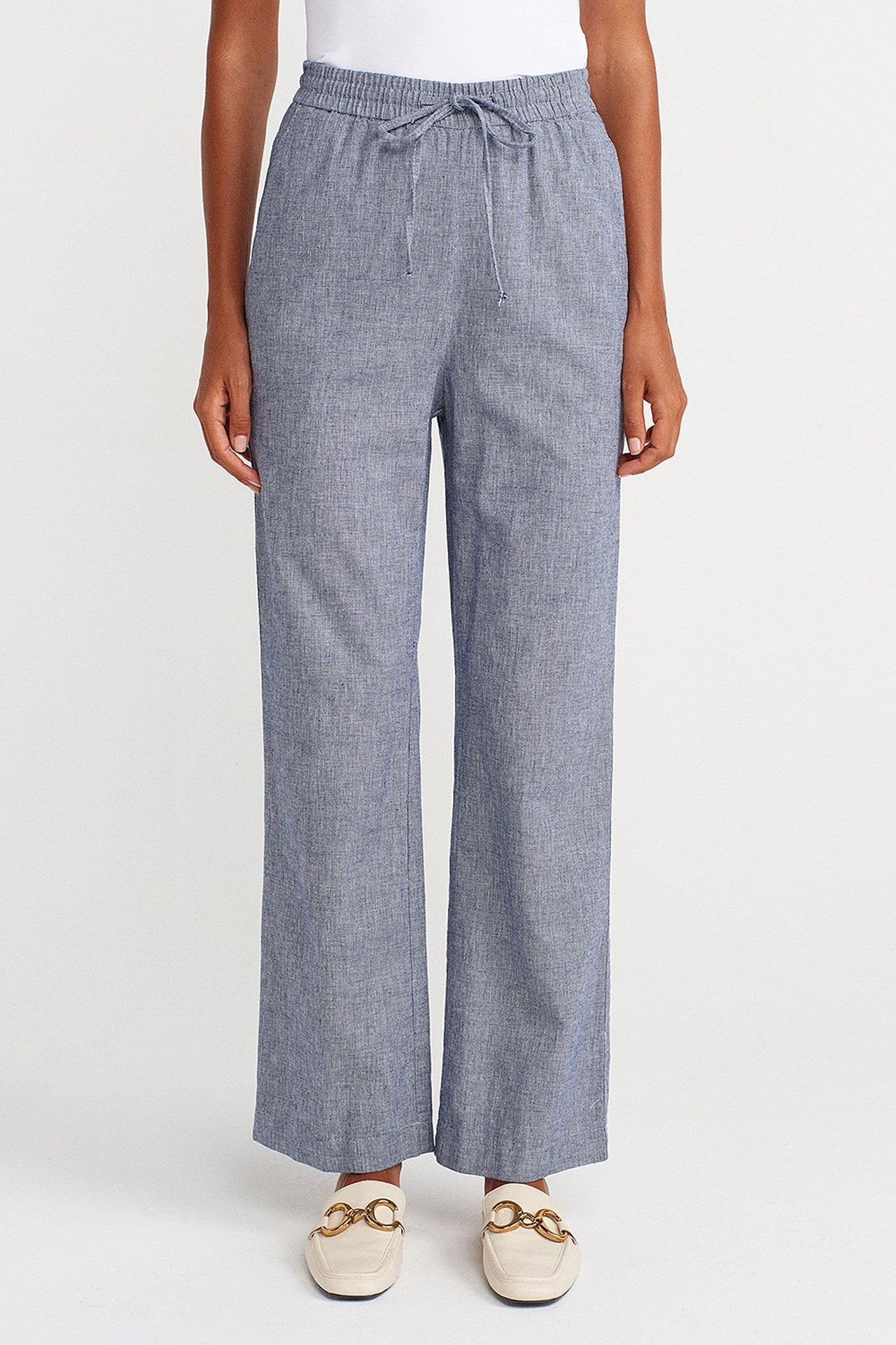 DILVIN Wide-Leg Tencel Trousers With Drawstring Waist 4