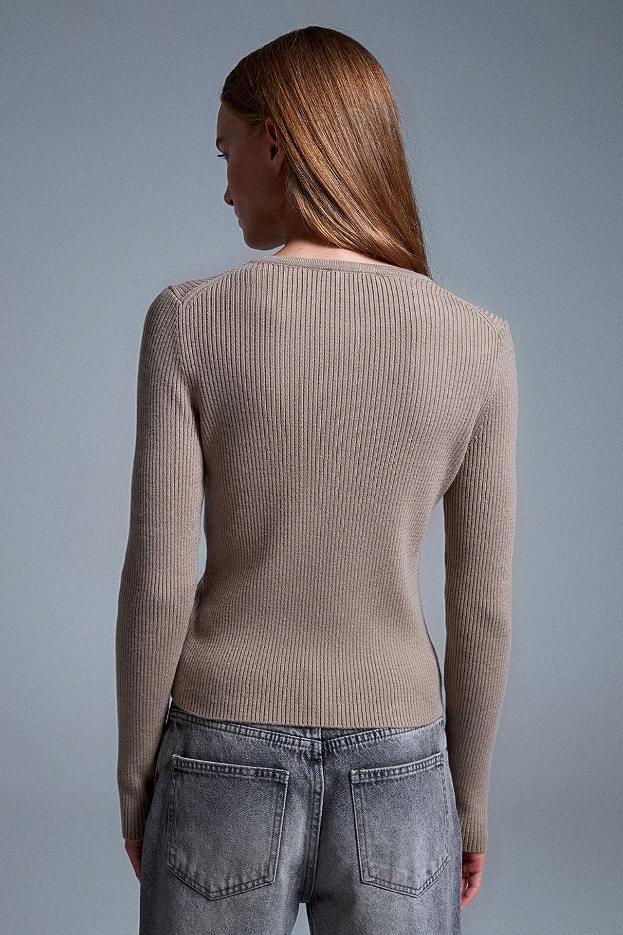 DILVIN Women's Acrylic Wool Blend Sweater 2
