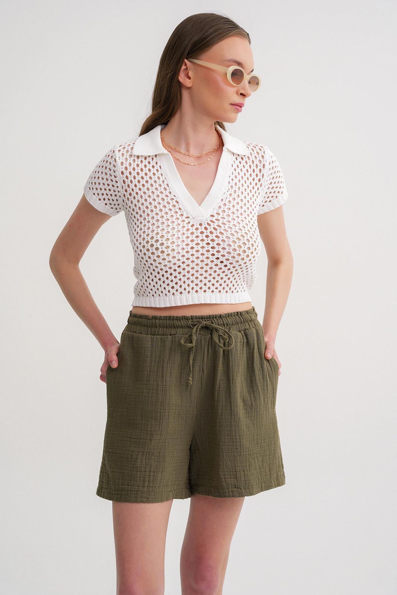 Mixray High-Waist Textured Wide-Leg Shorts
