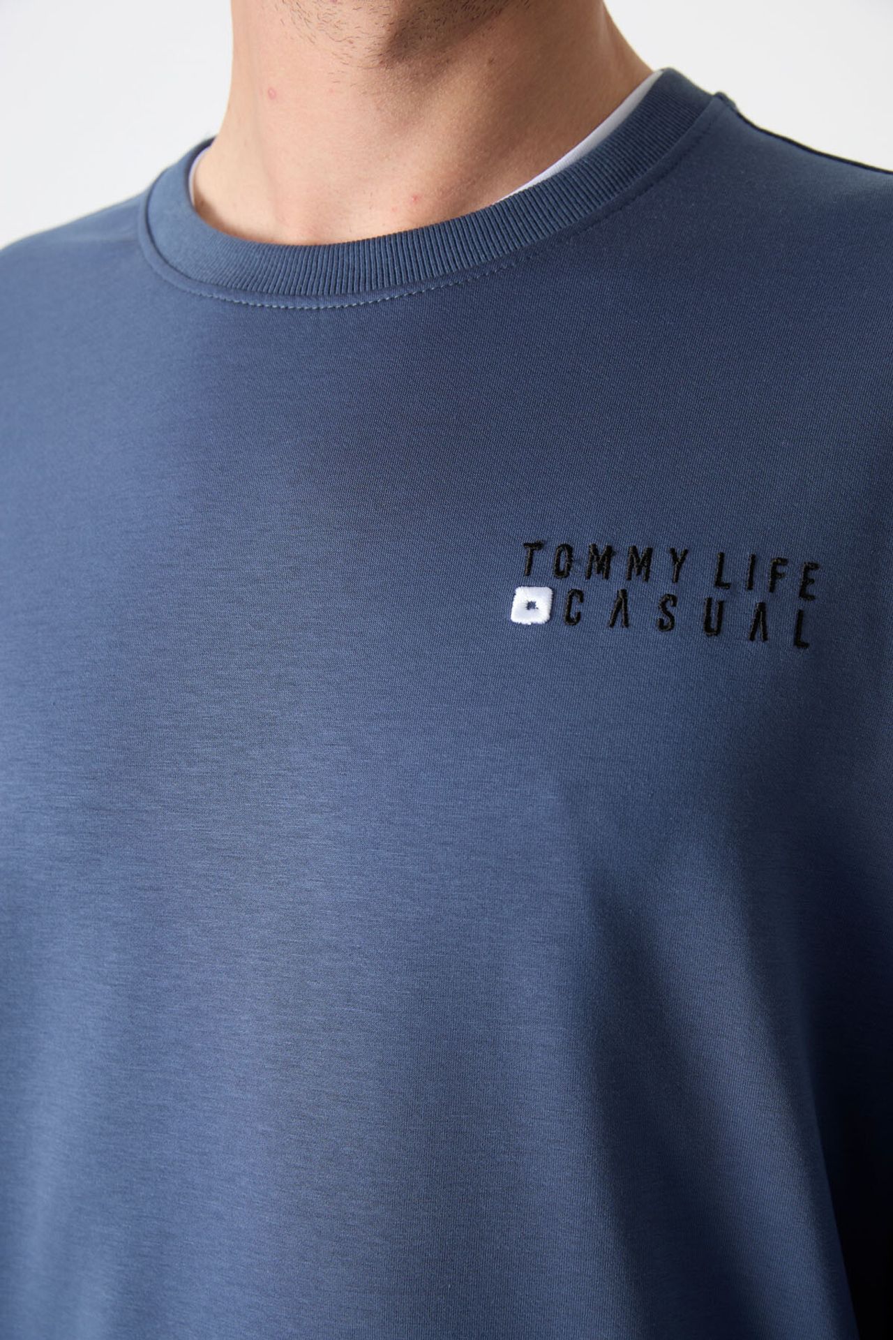 TOMMY Men's Oversized Sweatshirt And Pants Set 3