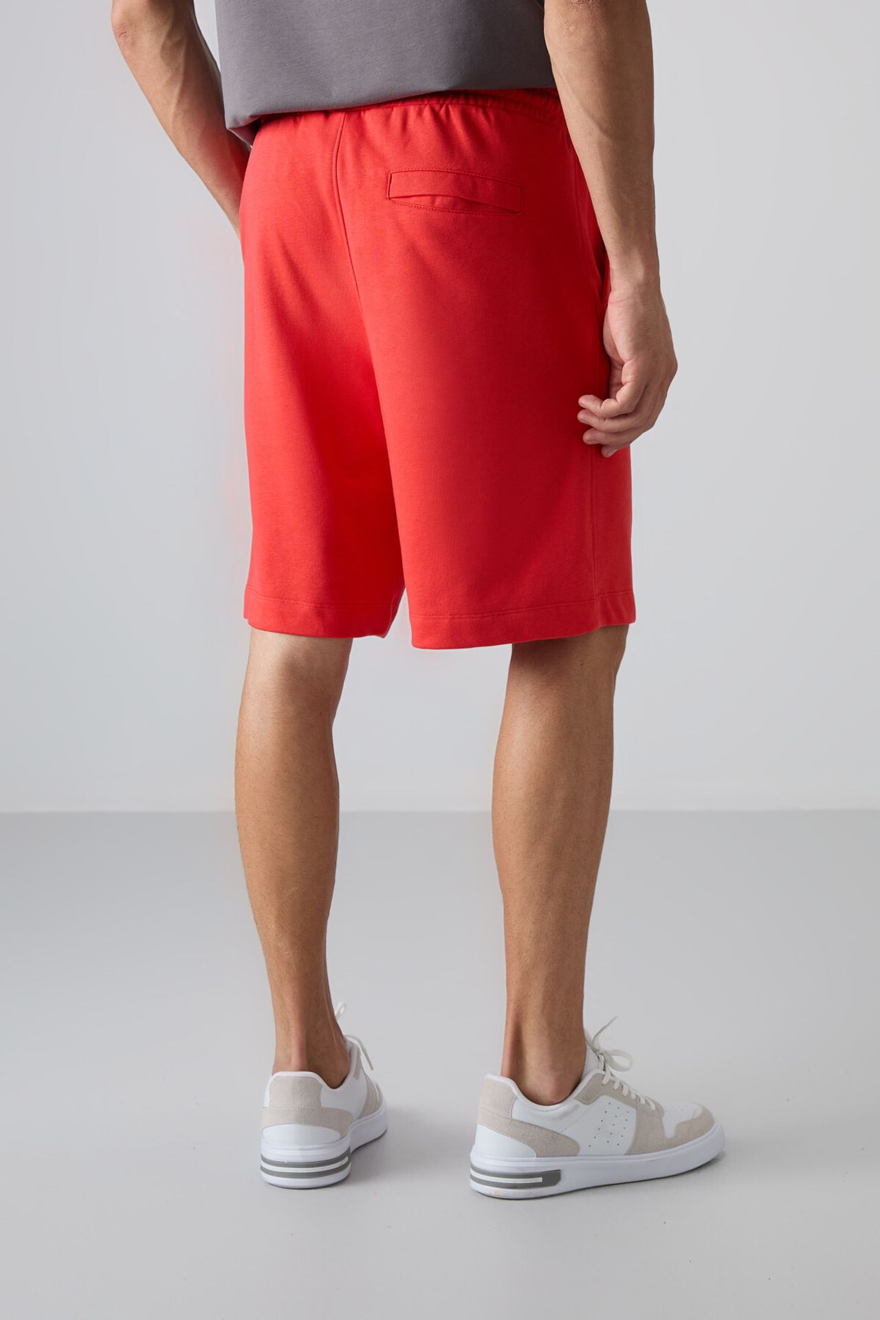 TOMMY Men's Knit Sweat Shorts 5