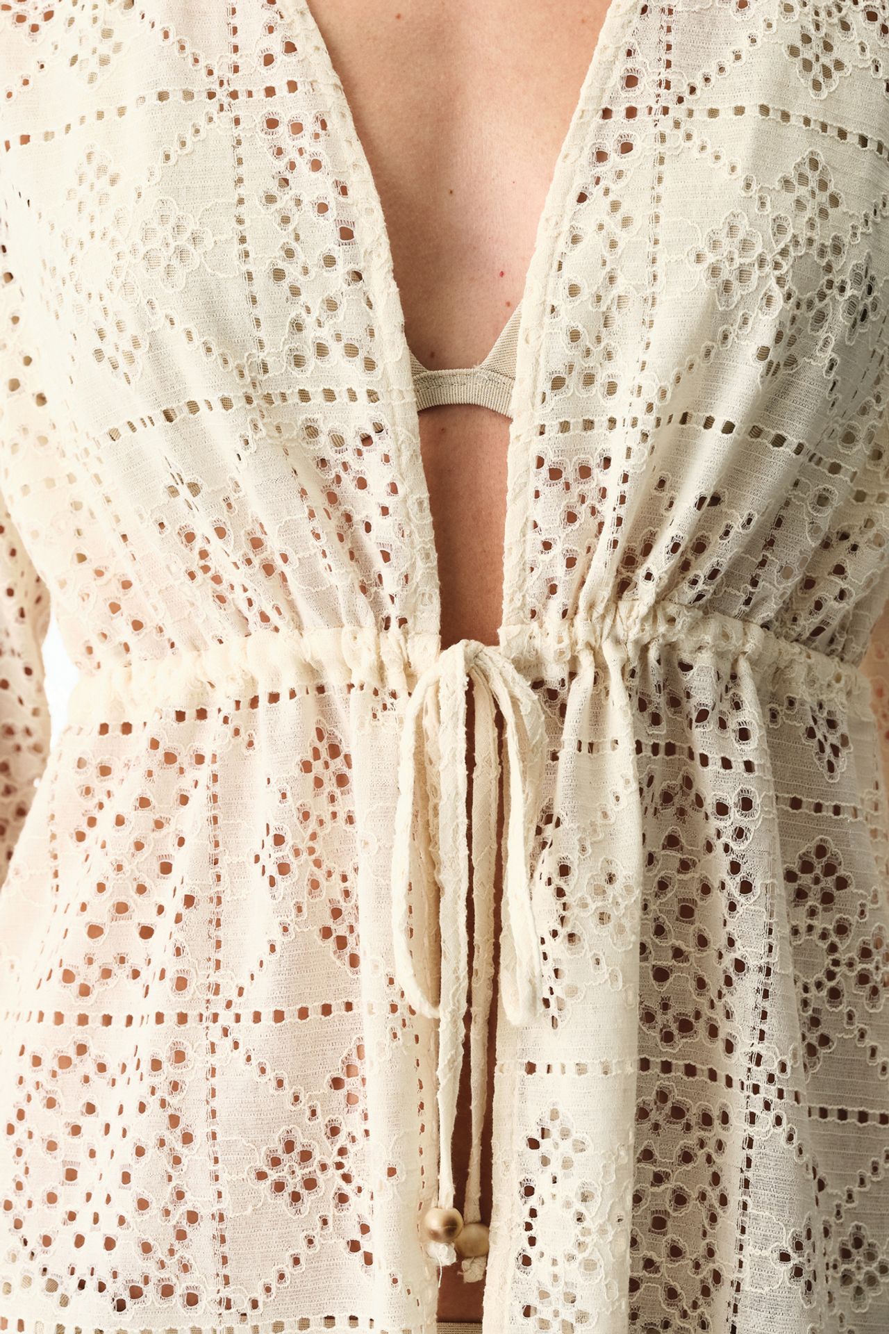 PENTI Jasmine Ethnic Pattern Lace Long Sleeve Kimono