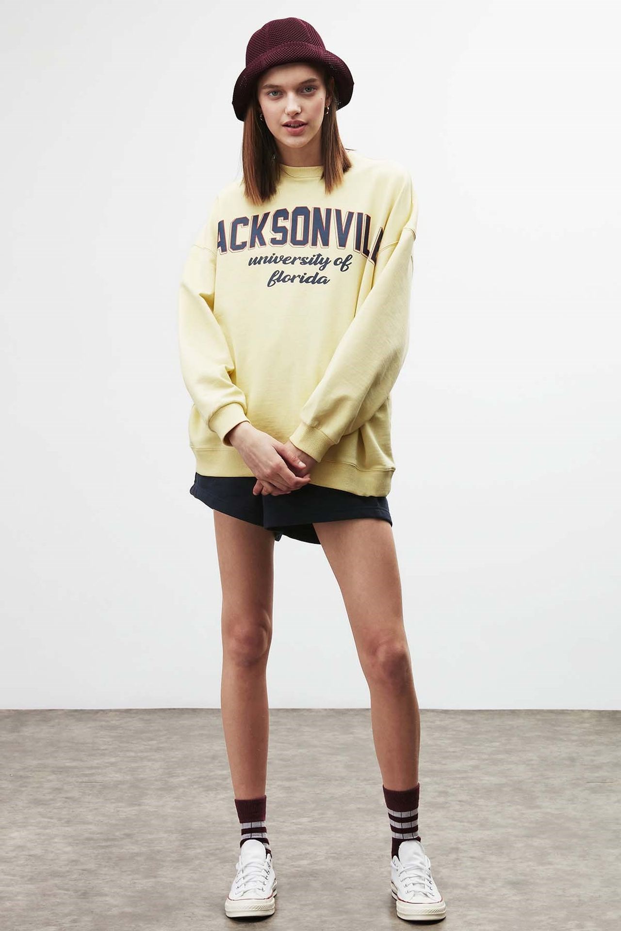 ETHIQUET Classic Crew Neck Sweatshirt 4