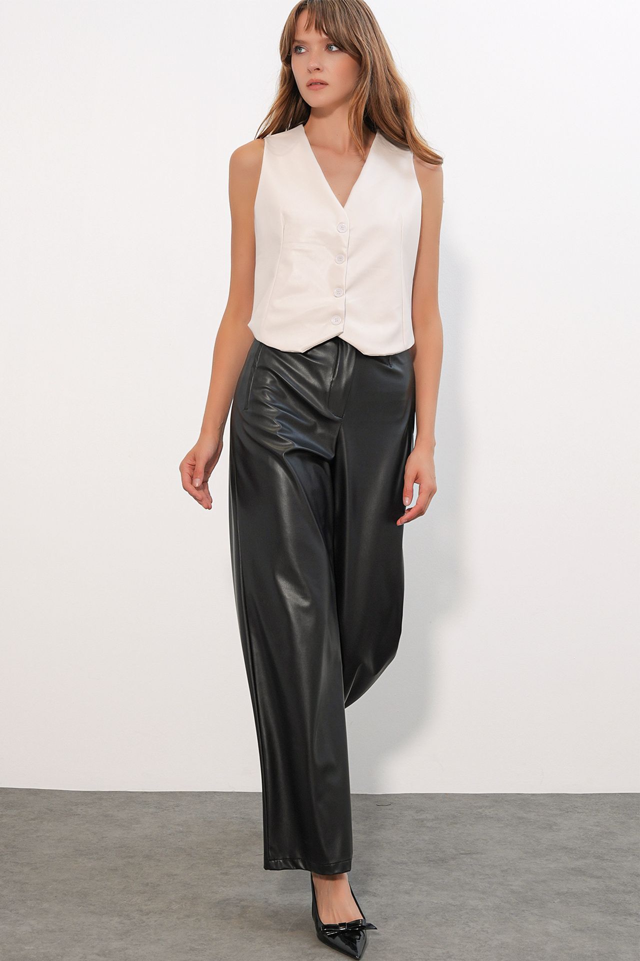 BDART Faux Leather V-Neck Buttoned Crop Vest 2