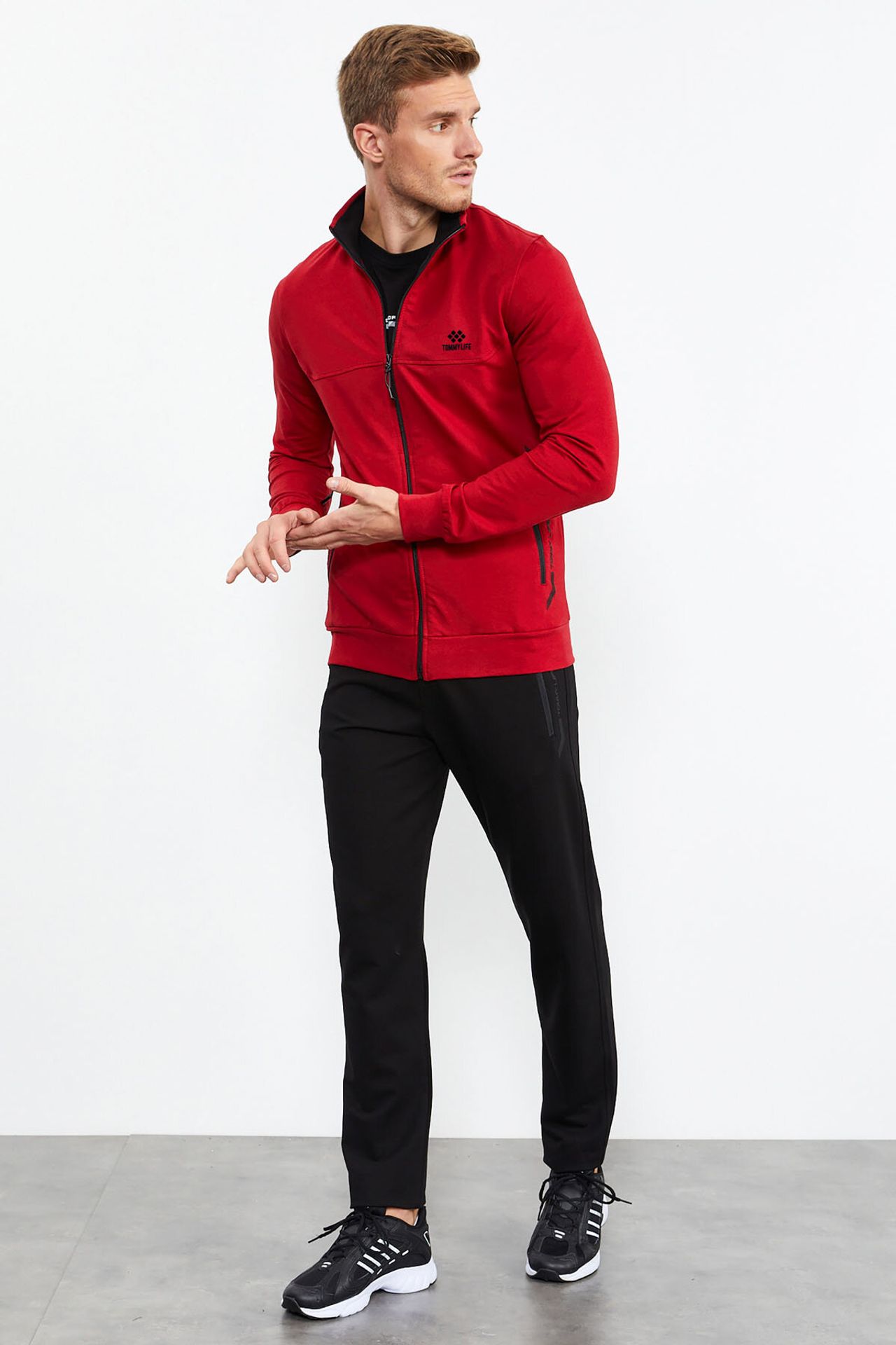 TOMMY Men's Zip-Front Sweatshirt And Pants Set 4