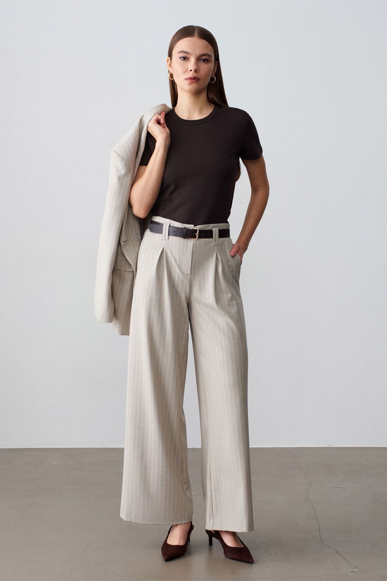 DILVIN Striped Wide-Leg Pleated Trousers 1