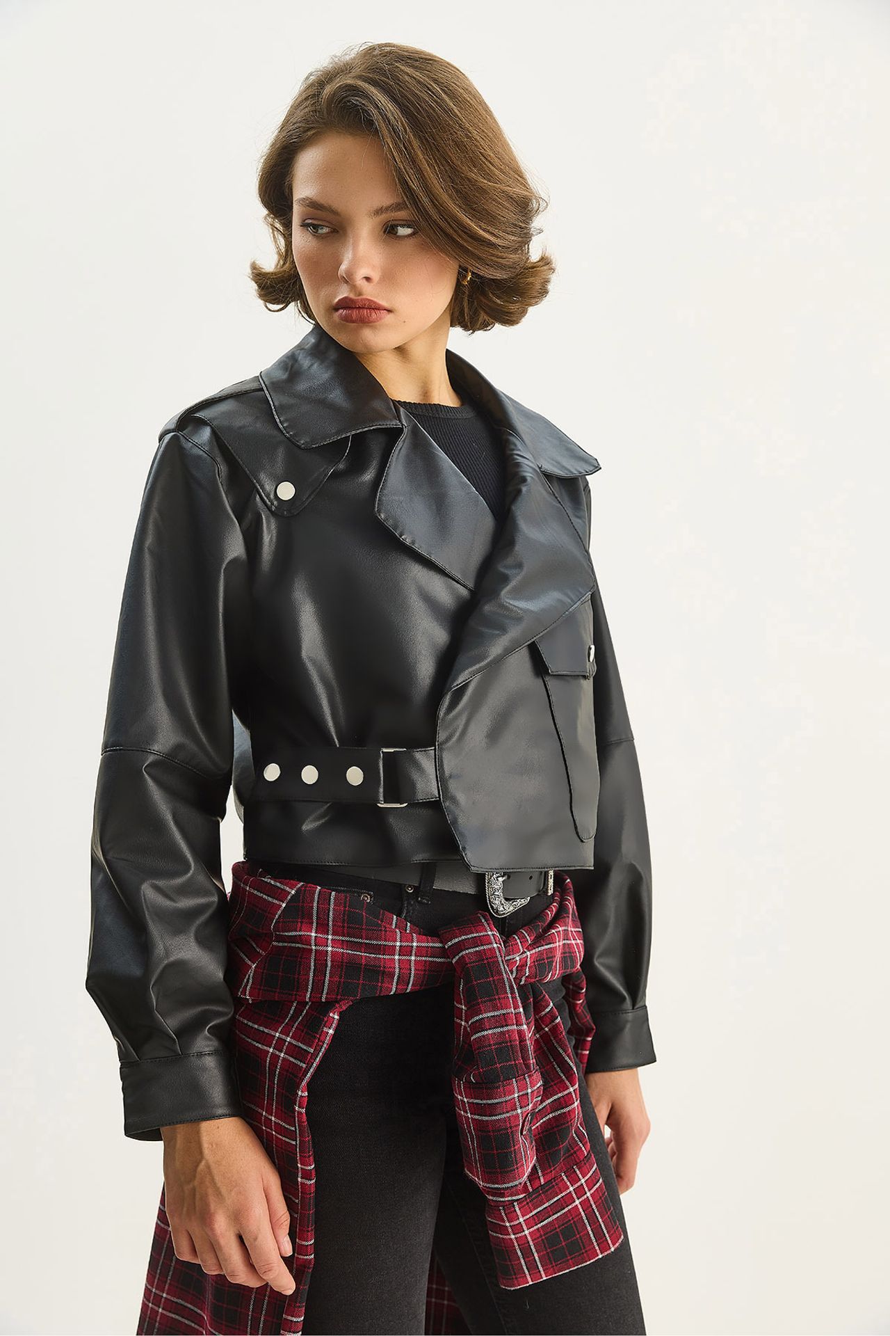 LUCCI Oversized Crop Faux Leather Jacket 3