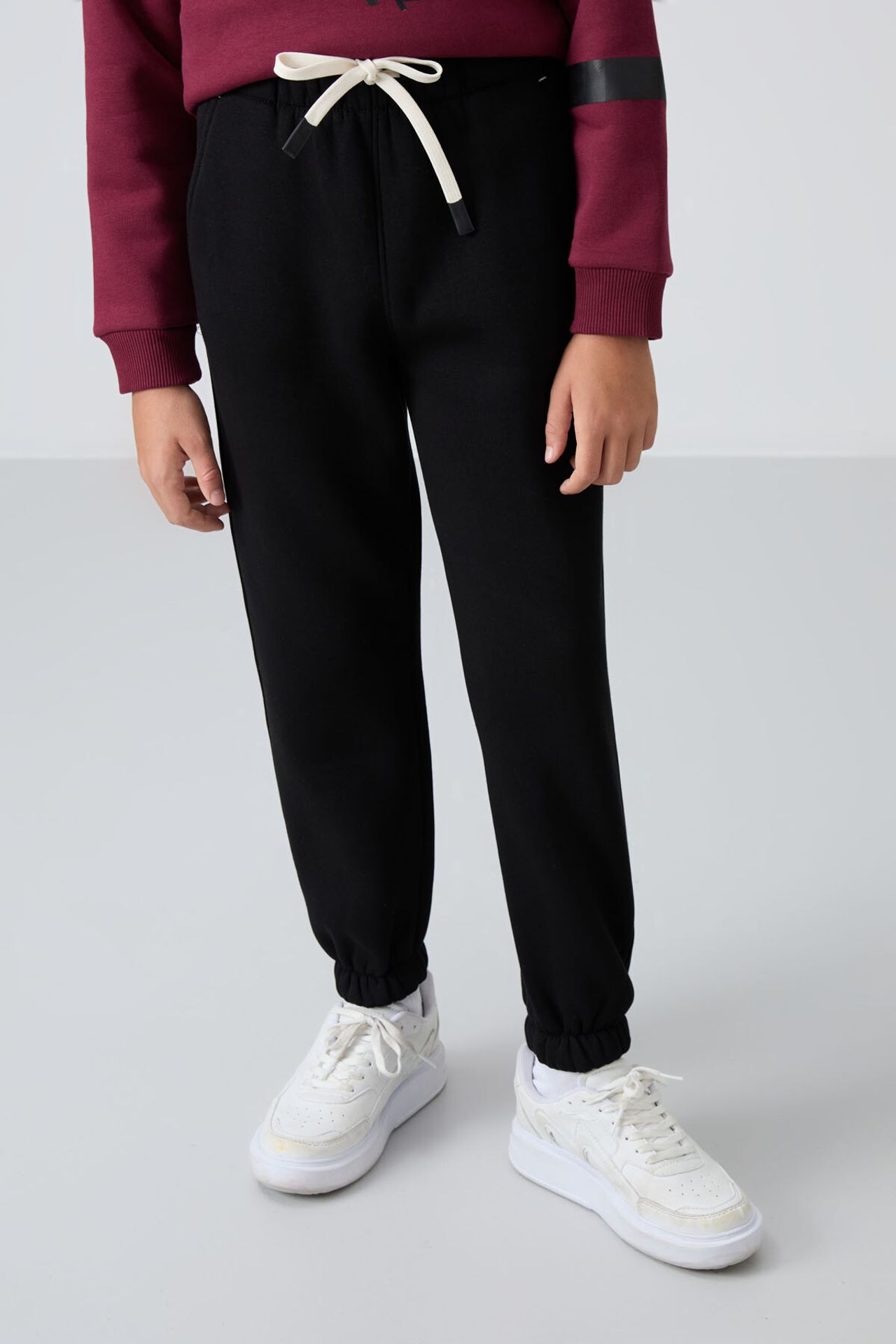 TOMMY Youth Fleece Sweatpants 2