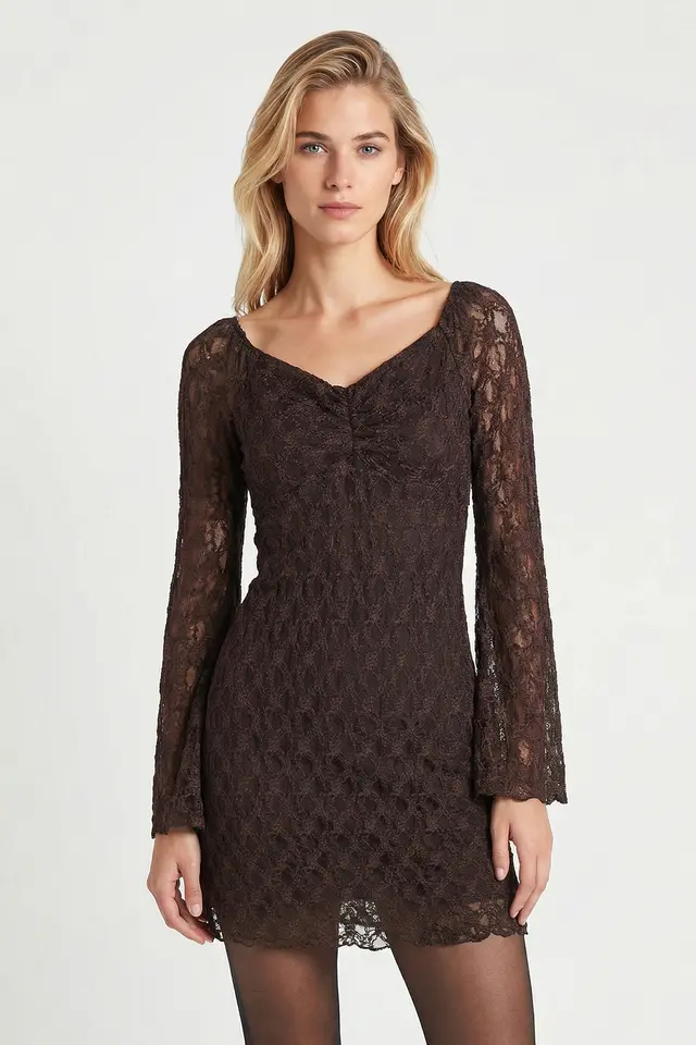 ISTANBUL Fitted Lace Mini Dress
